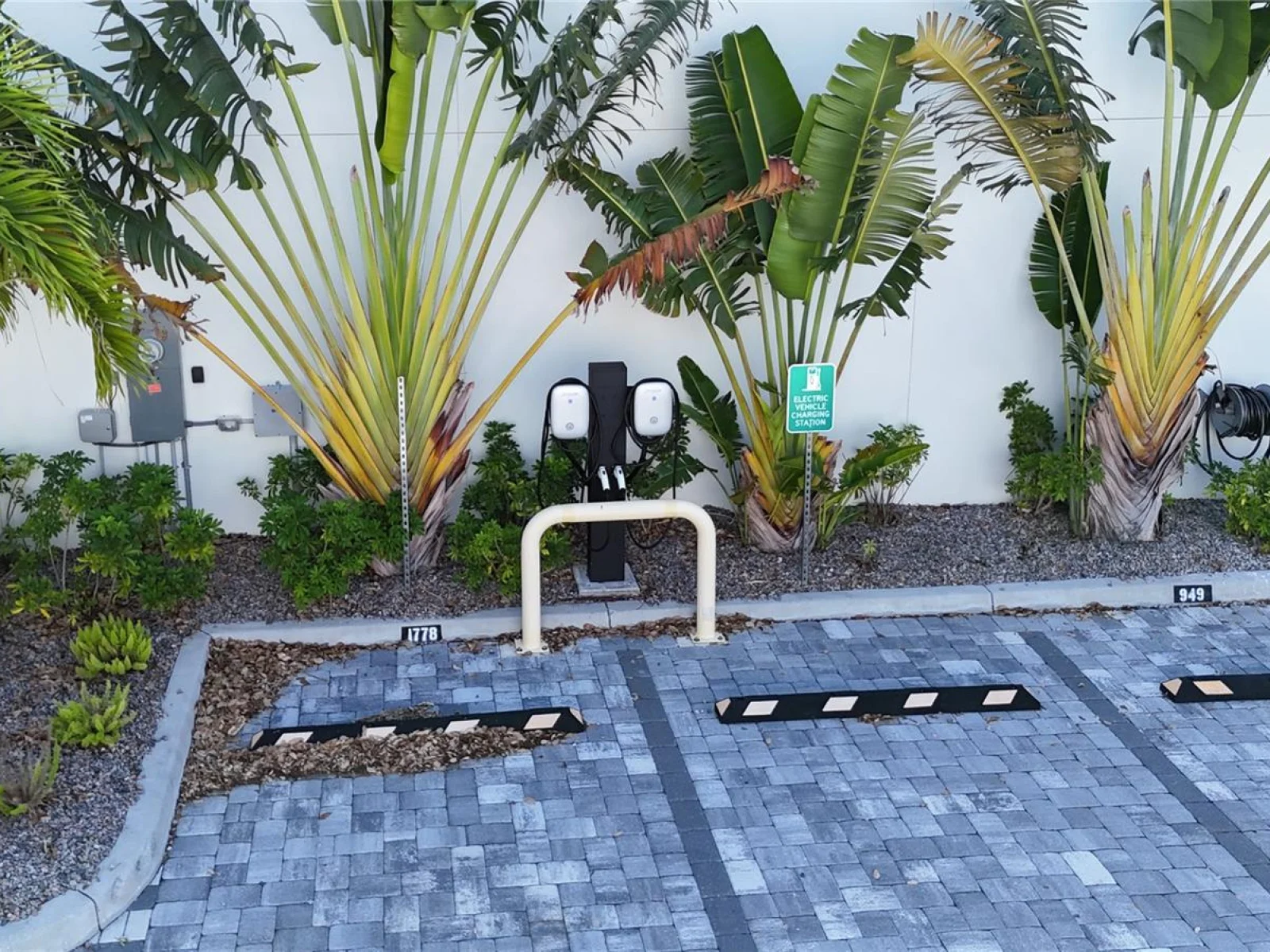 941 N OSPREY AVE, SARASOTA, FL — photo 44