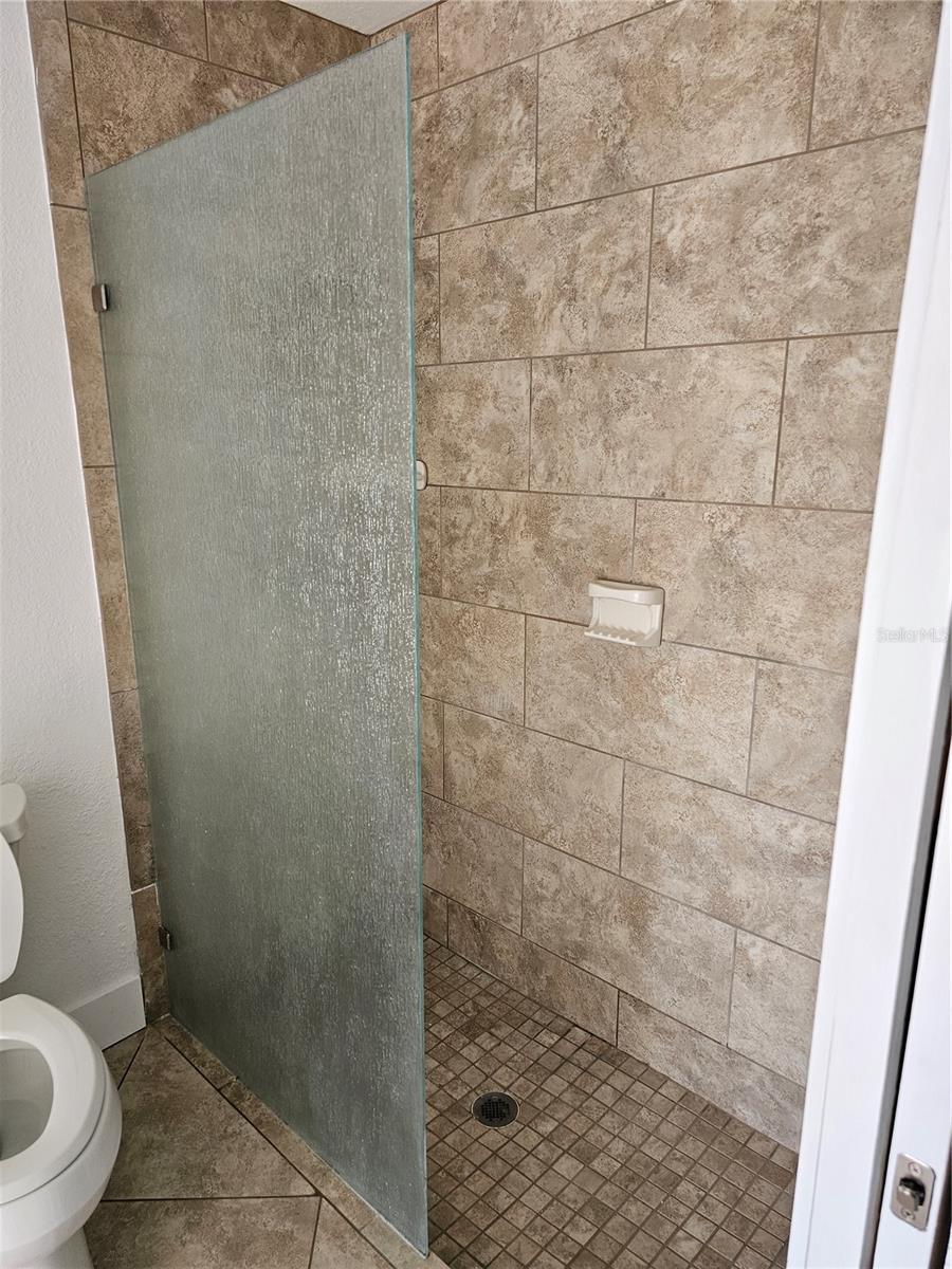 12619 98TH ST, LARGO, FL — photo 23