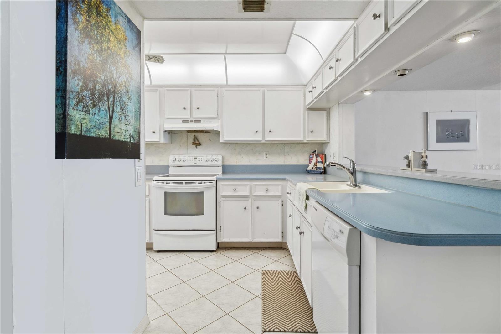1890 N ATLANTIC AVE #A403, COCOA BEACH, FL — photo 17