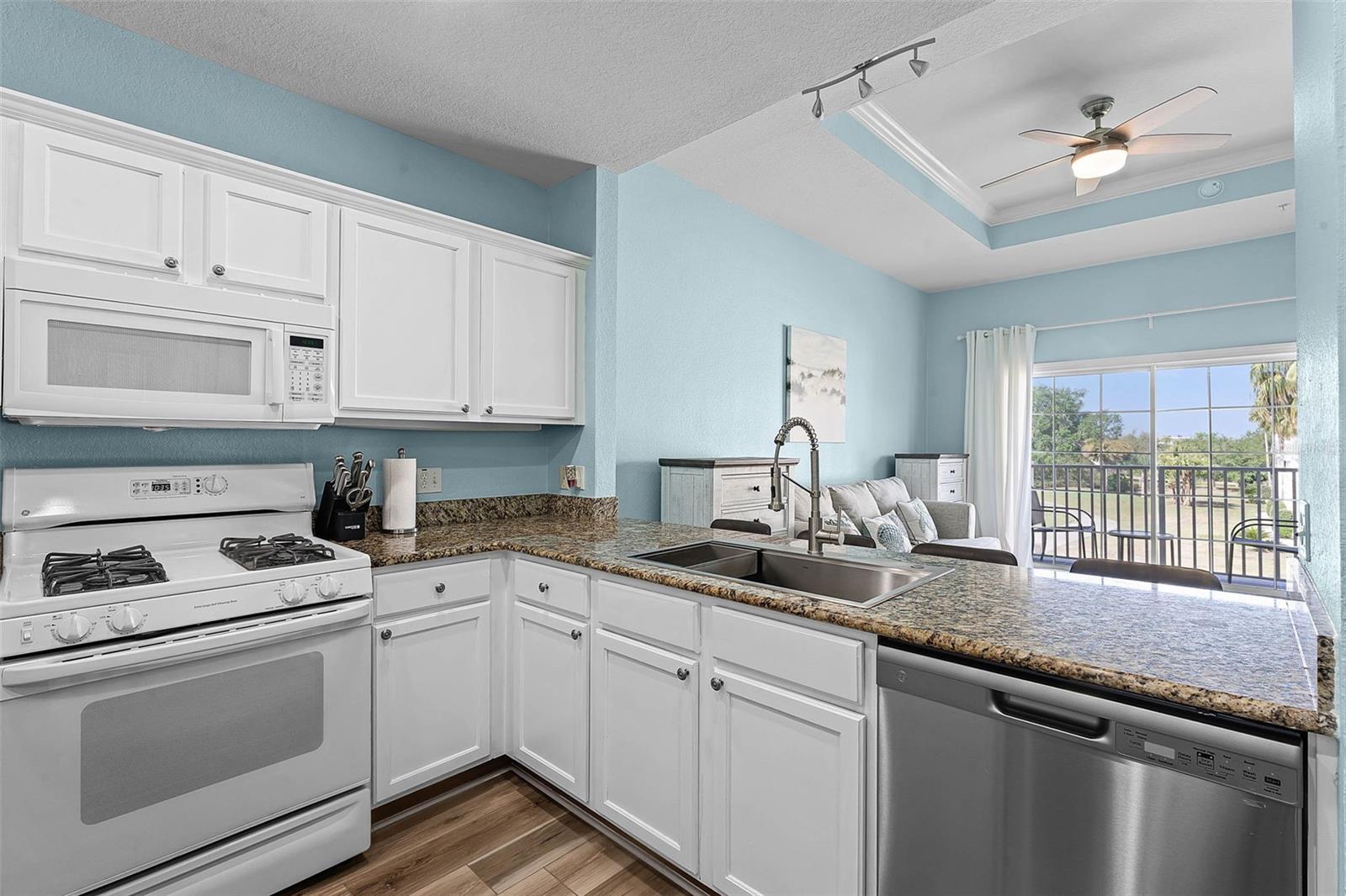 1322 SEVEN EAGLES CT #301, REUNION, FL — photo 12