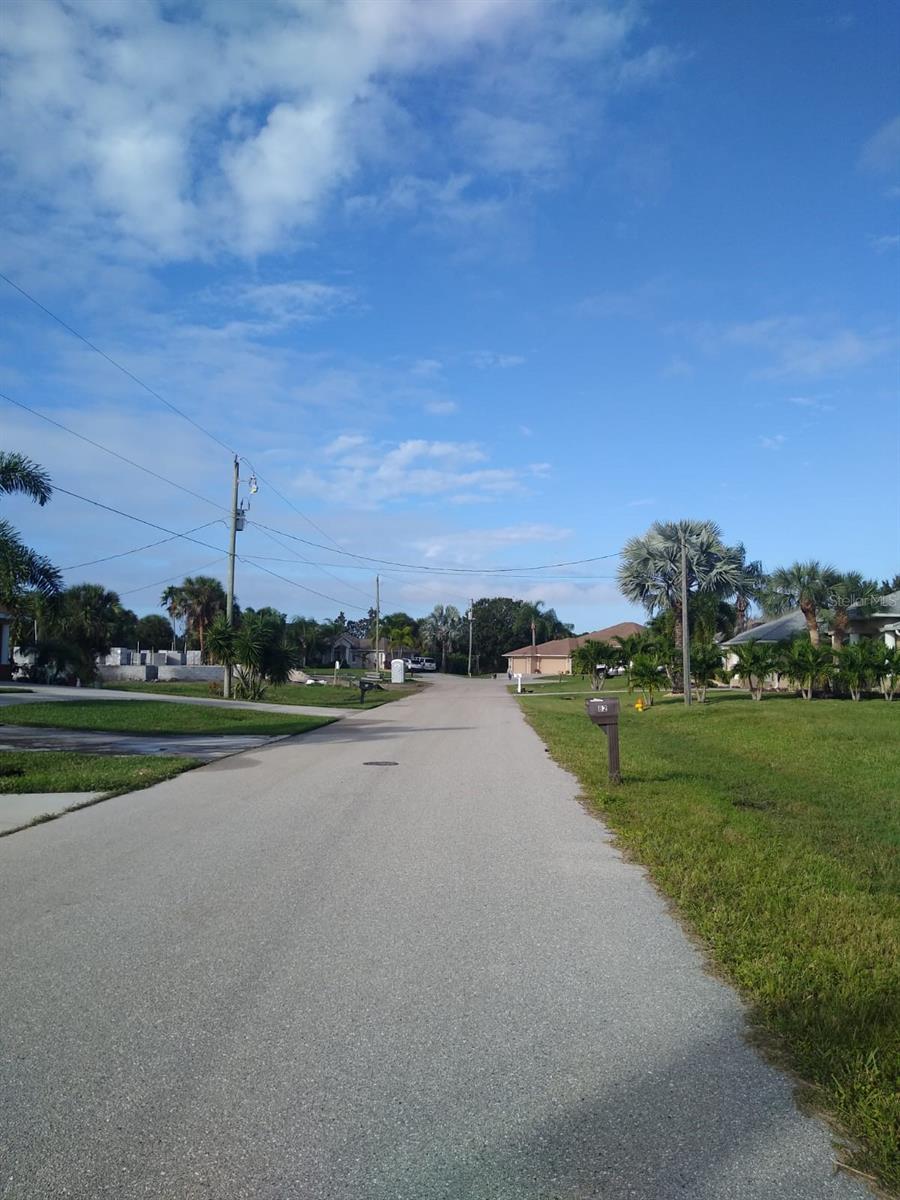 81 LONG MEADOW PL, ROTONDA WEST, FL — photo 3