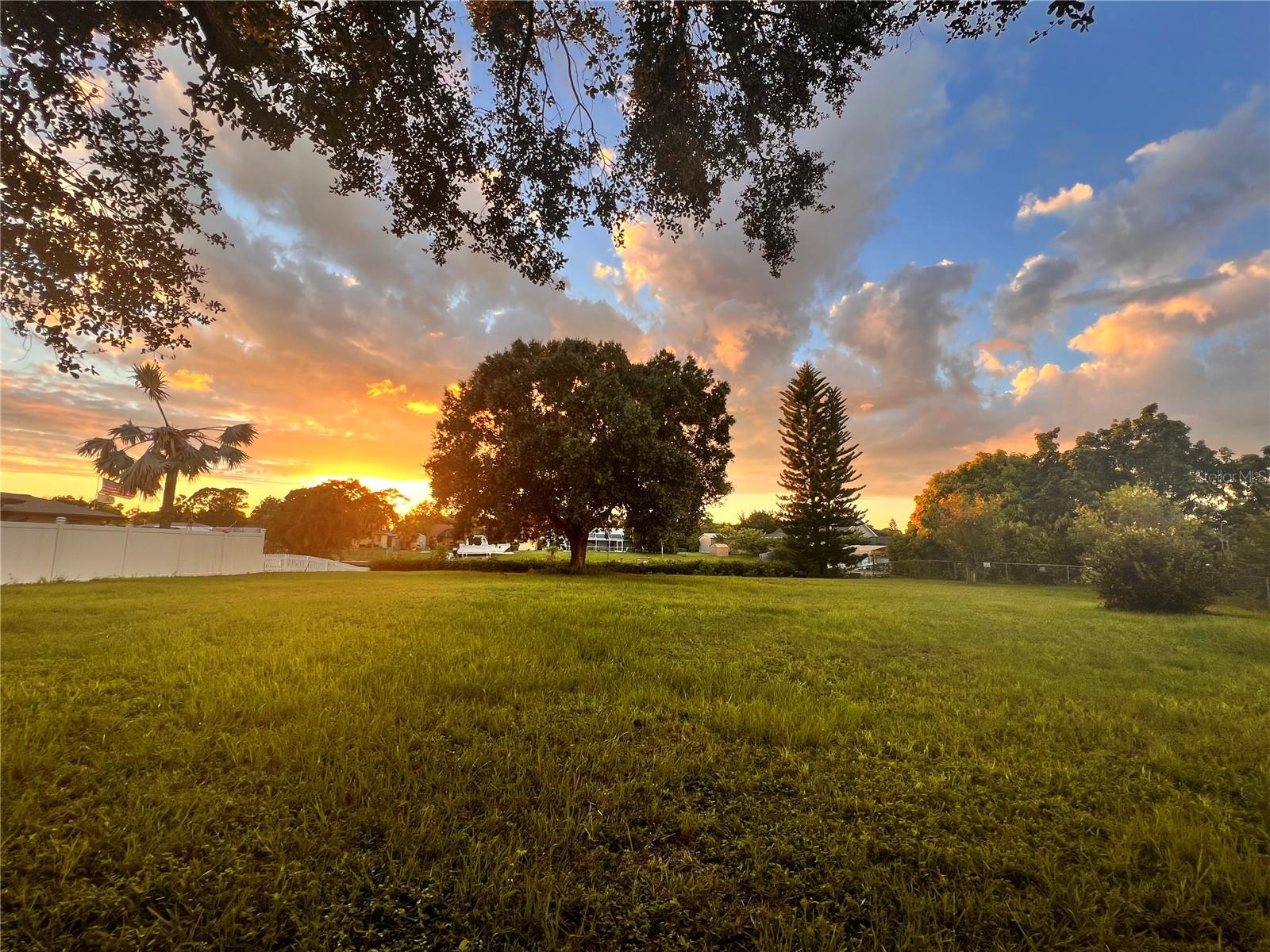 550 E TARPON BLVD NW, PORT CHARLOTTE, FL