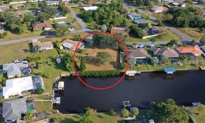 550 E TARPON BLVD NW, PORT CHARLOTTE, FL — photo 4