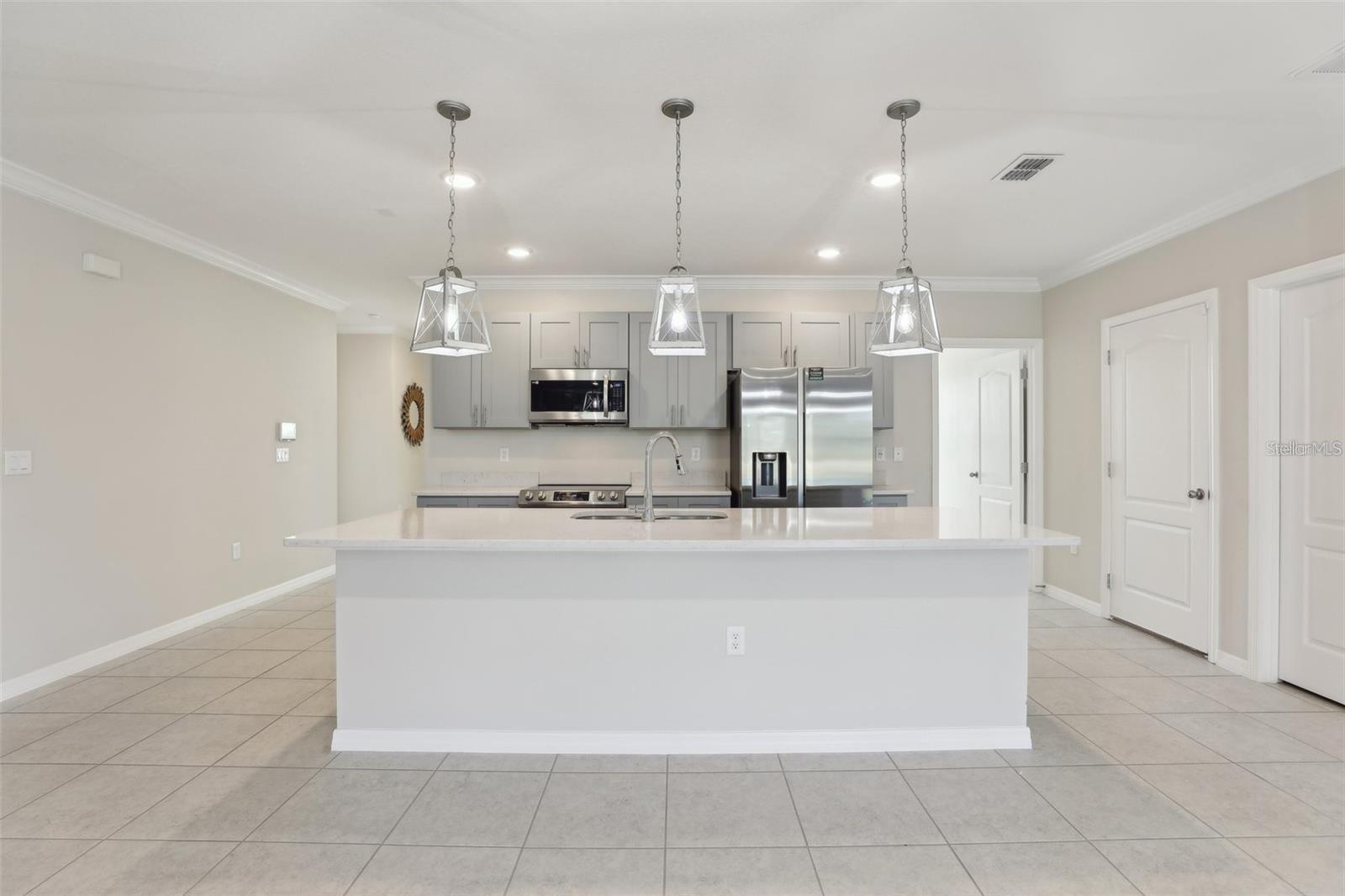 2410 PARK AVE, INDIAN LAKE ESTATES, FL — photo 10