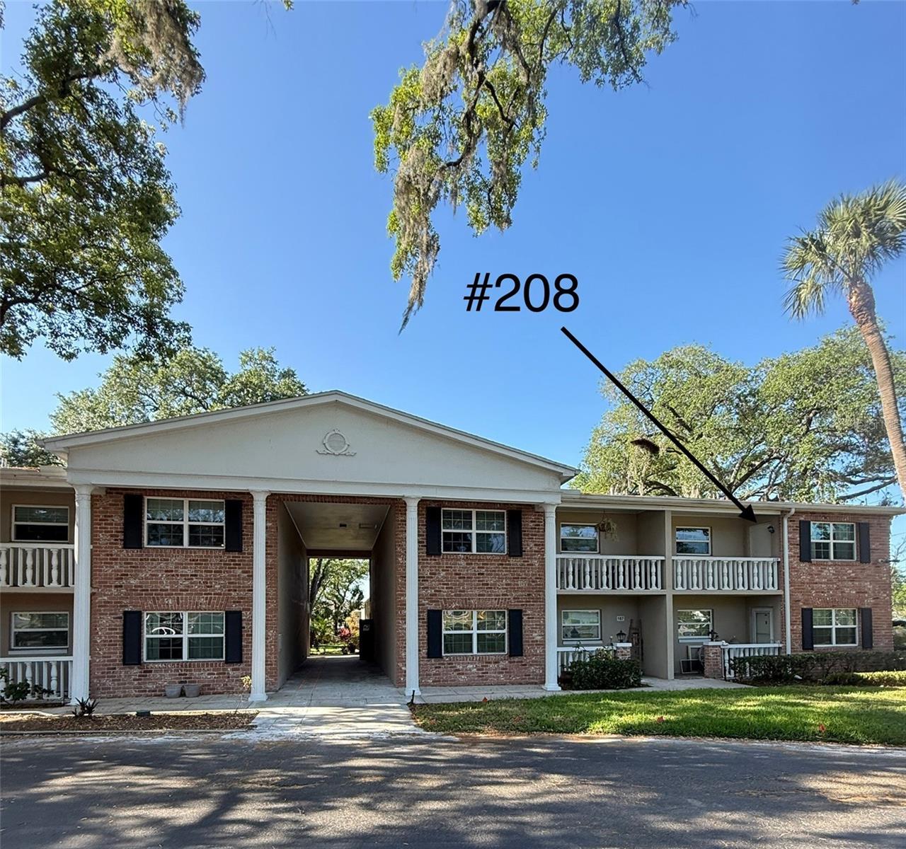 2500 LEE RD #208, WINTER PARK, FL