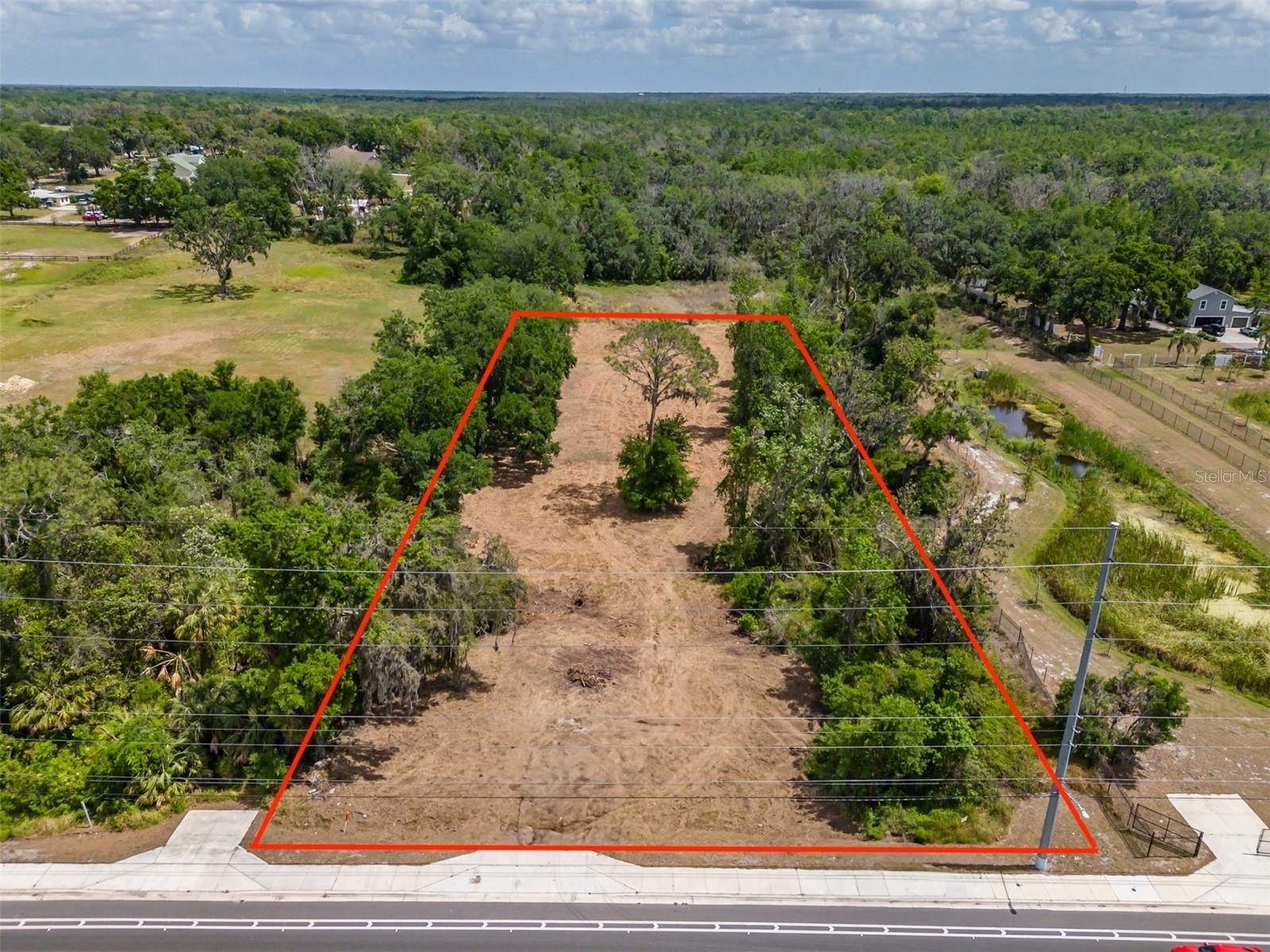 5106 BELL SHOALS RD, VALRICO, FL