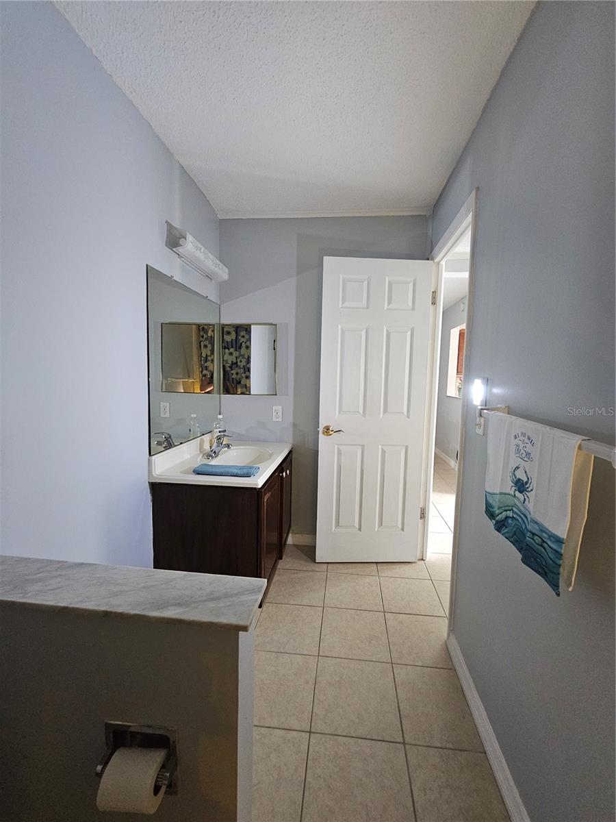 13813 MISSION OAKS BLVD, SEMINOLE, FL — photo 19