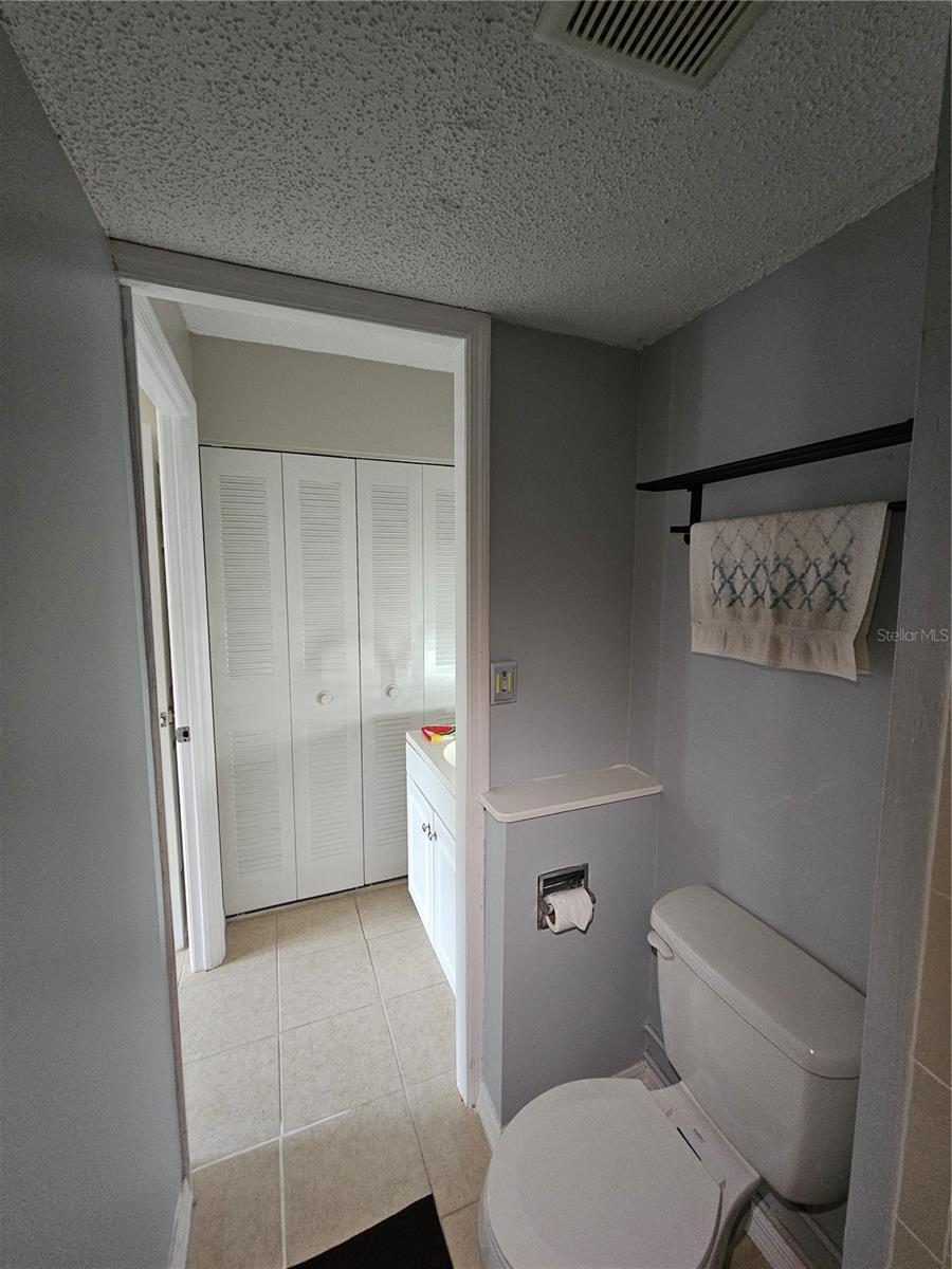 13813 MISSION OAKS BLVD, SEMINOLE, FL — photo 27