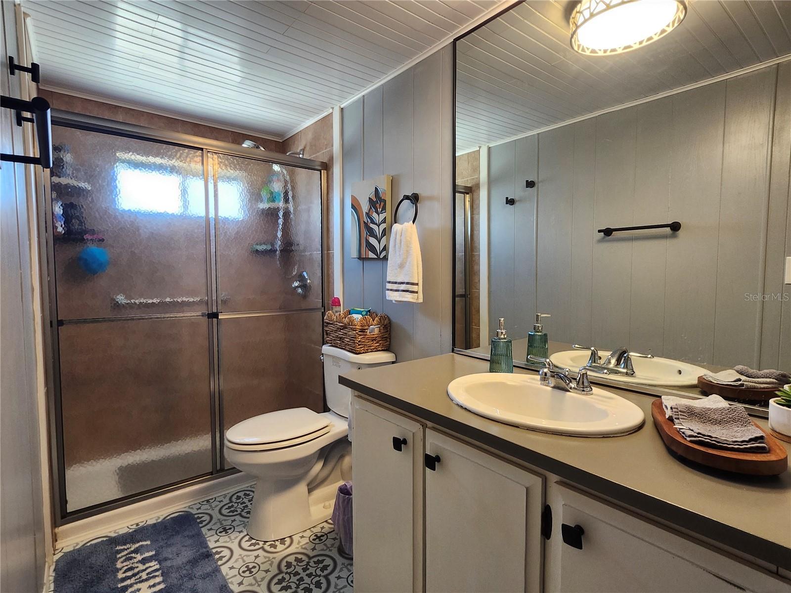 1252 KINGFISHER DR, ENGLEWOOD, FL — photo 21