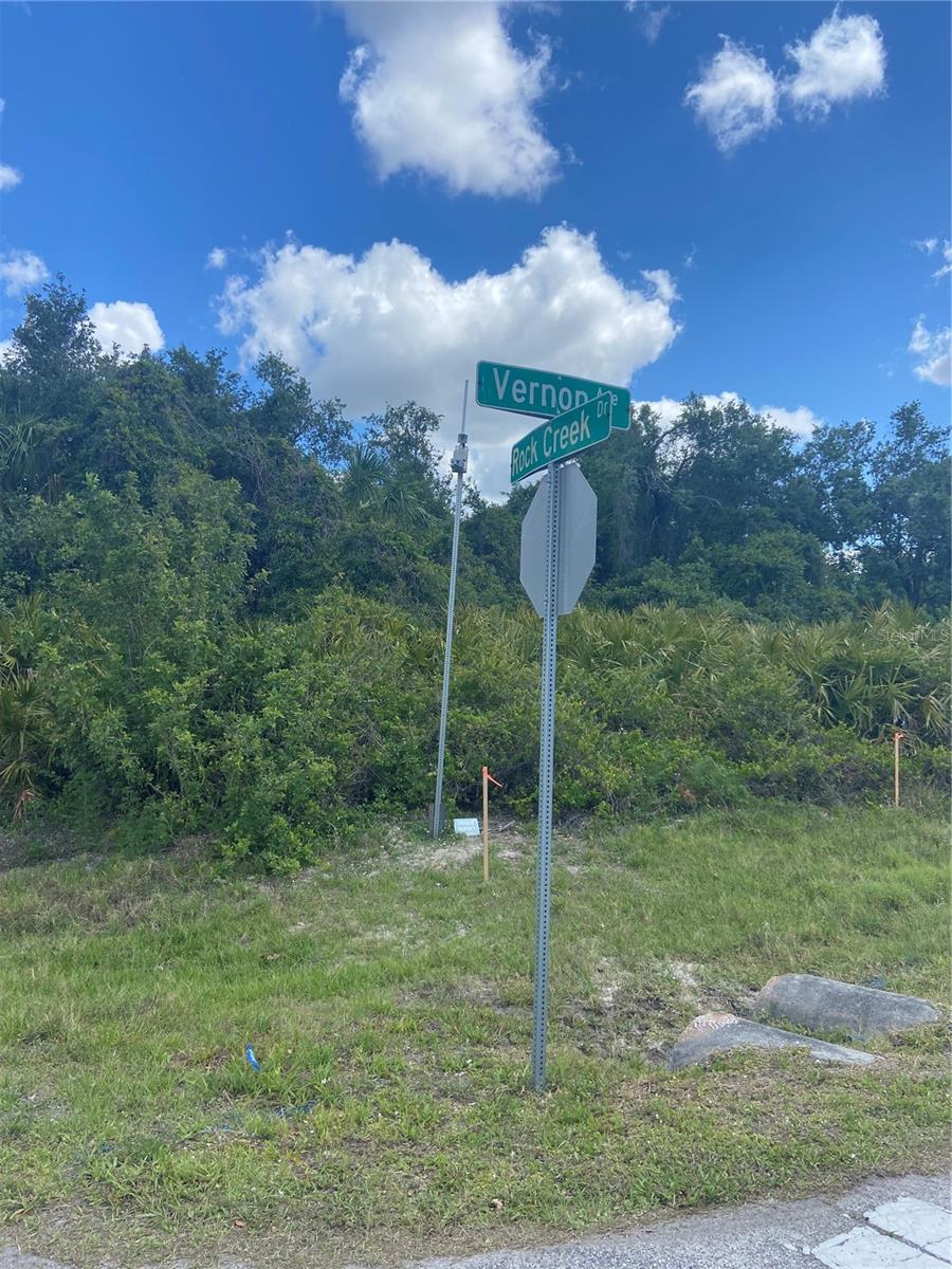 1190 VERNON AVE, PORT CHARLOTTE, FL — photo 2