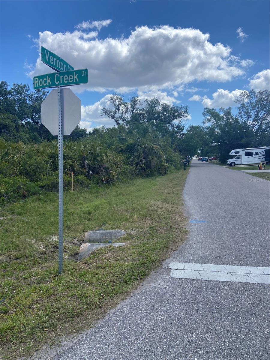 1190 VERNON AVE, PORT CHARLOTTE, FL — photo 3