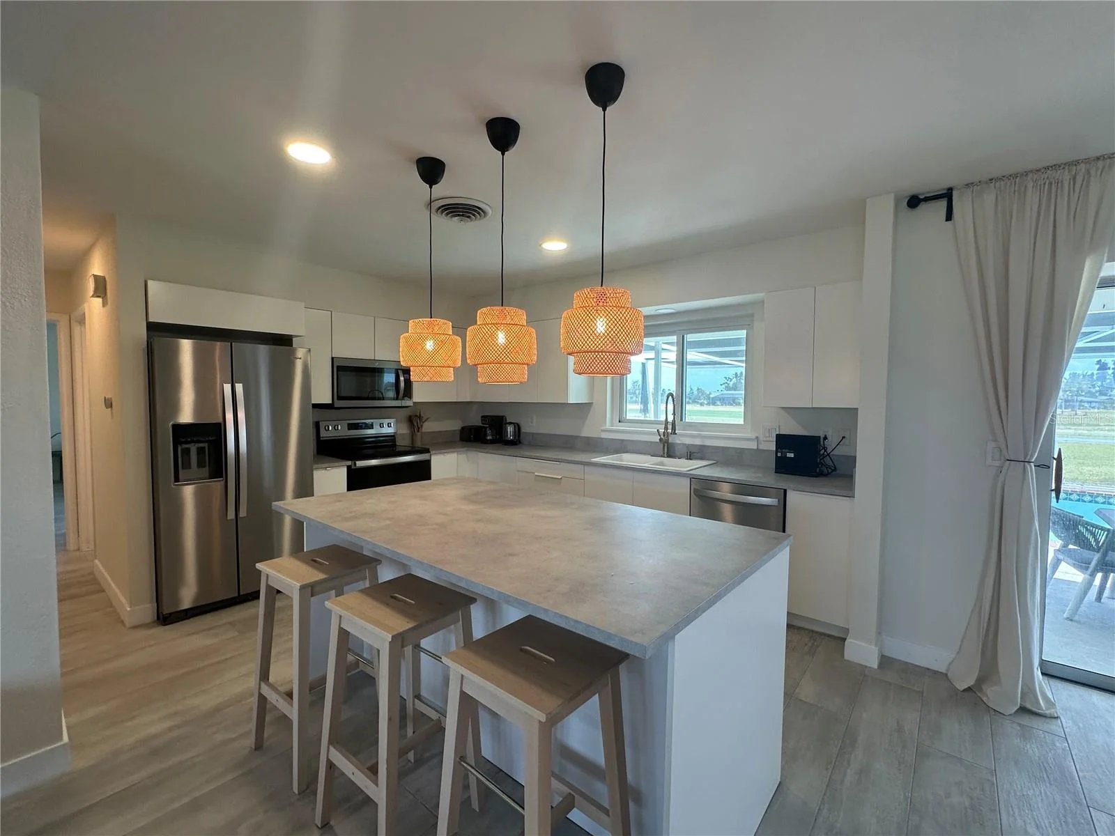65 OAKLAND HILLS PL, ROTONDA WEST, FL — photo 17