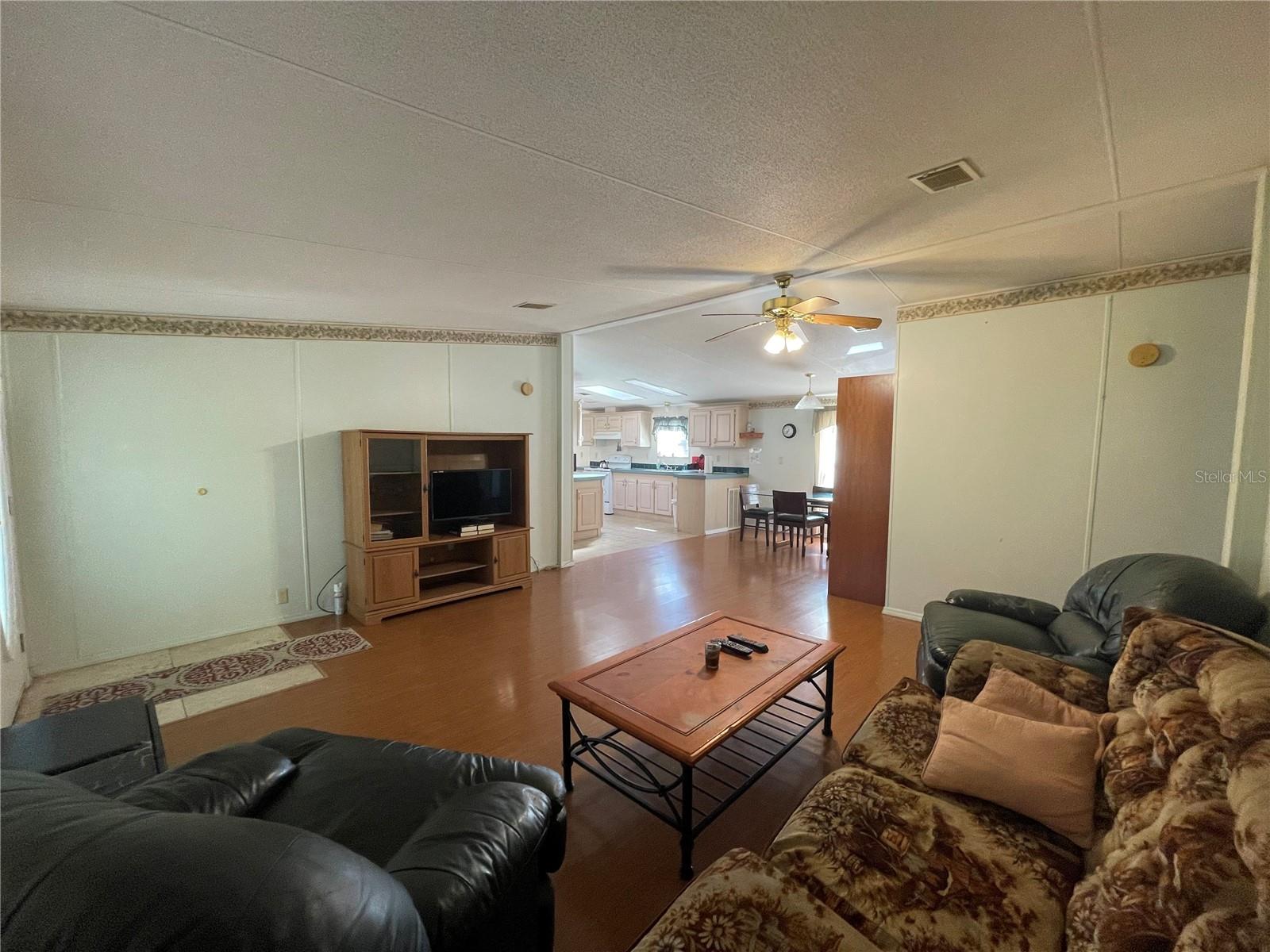 1550 SE 111TH CT, MORRISTON, FL — photo 6