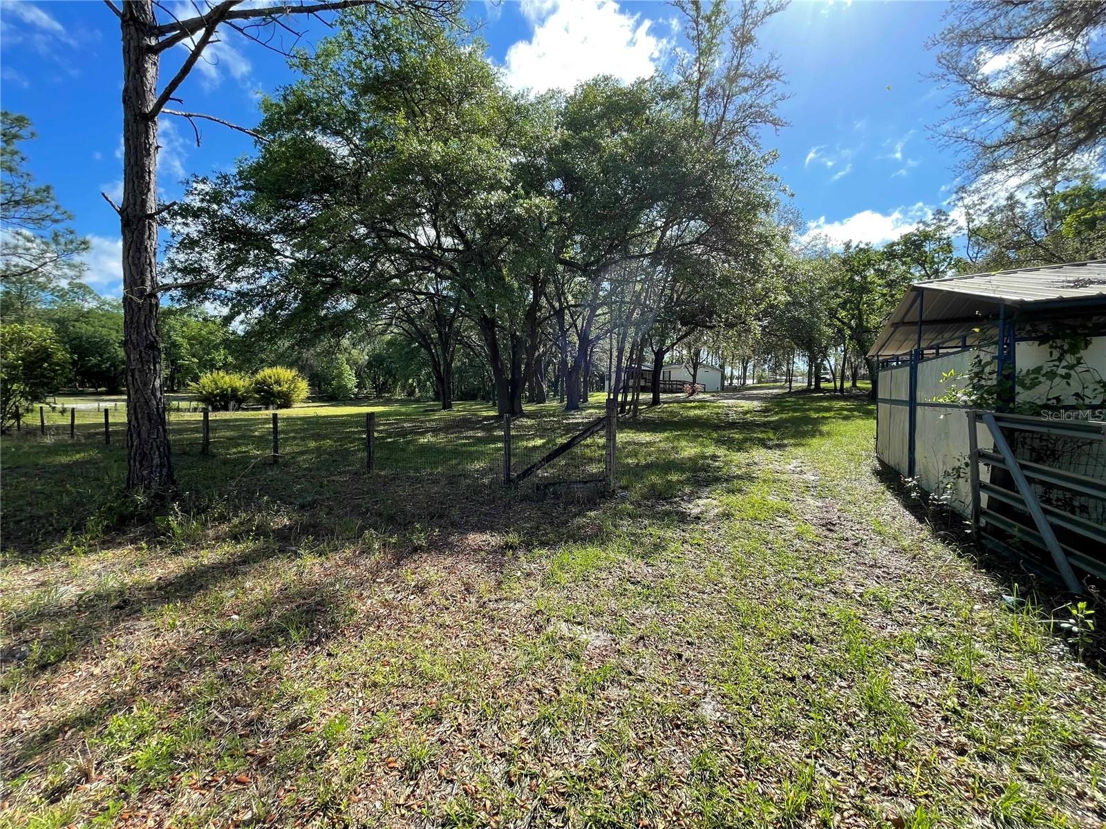 1550 SE 111TH CT, MORRISTON, FL — photo 37