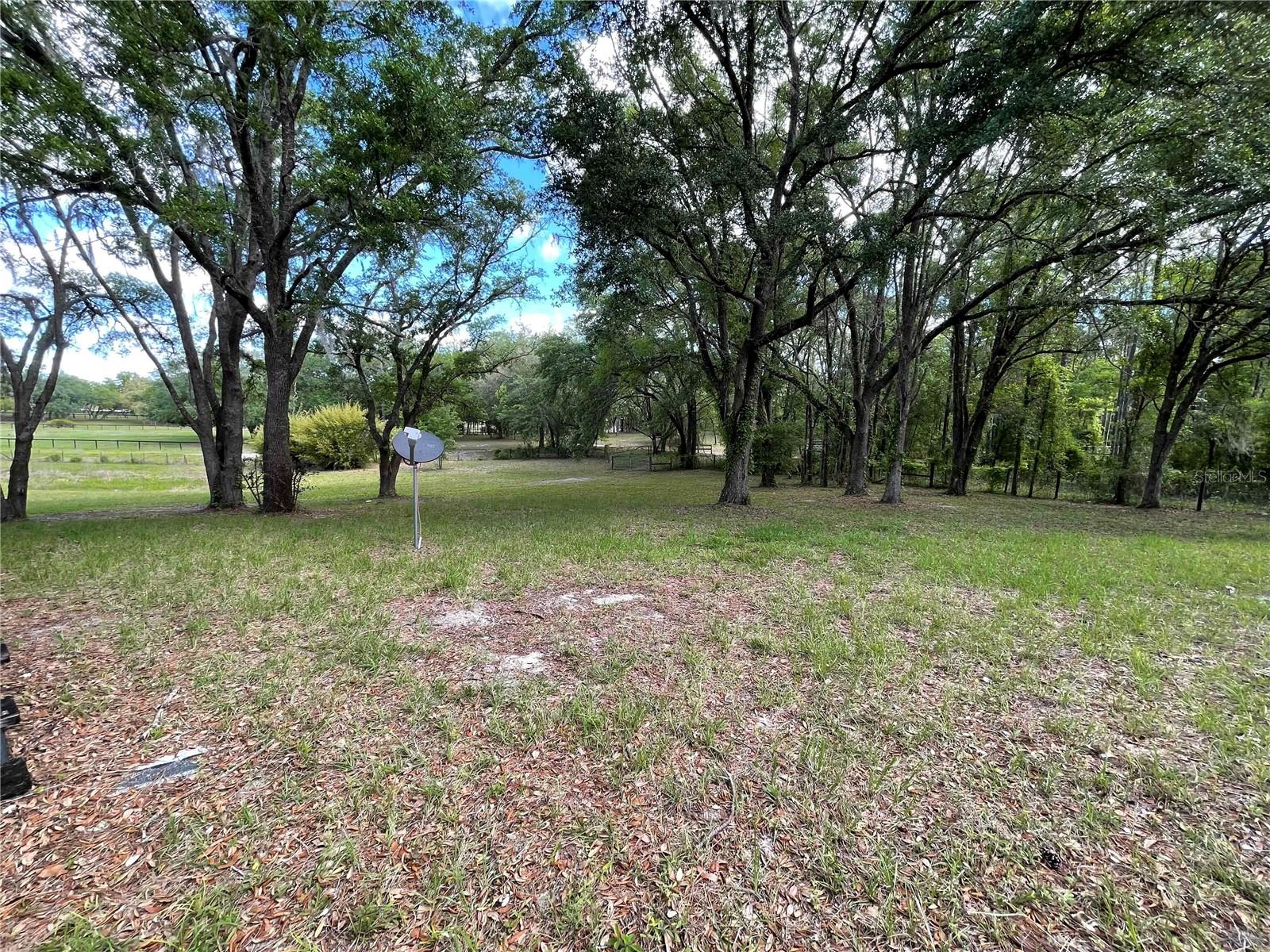 1550 SE 111TH CT, MORRISTON, FL — photo 46