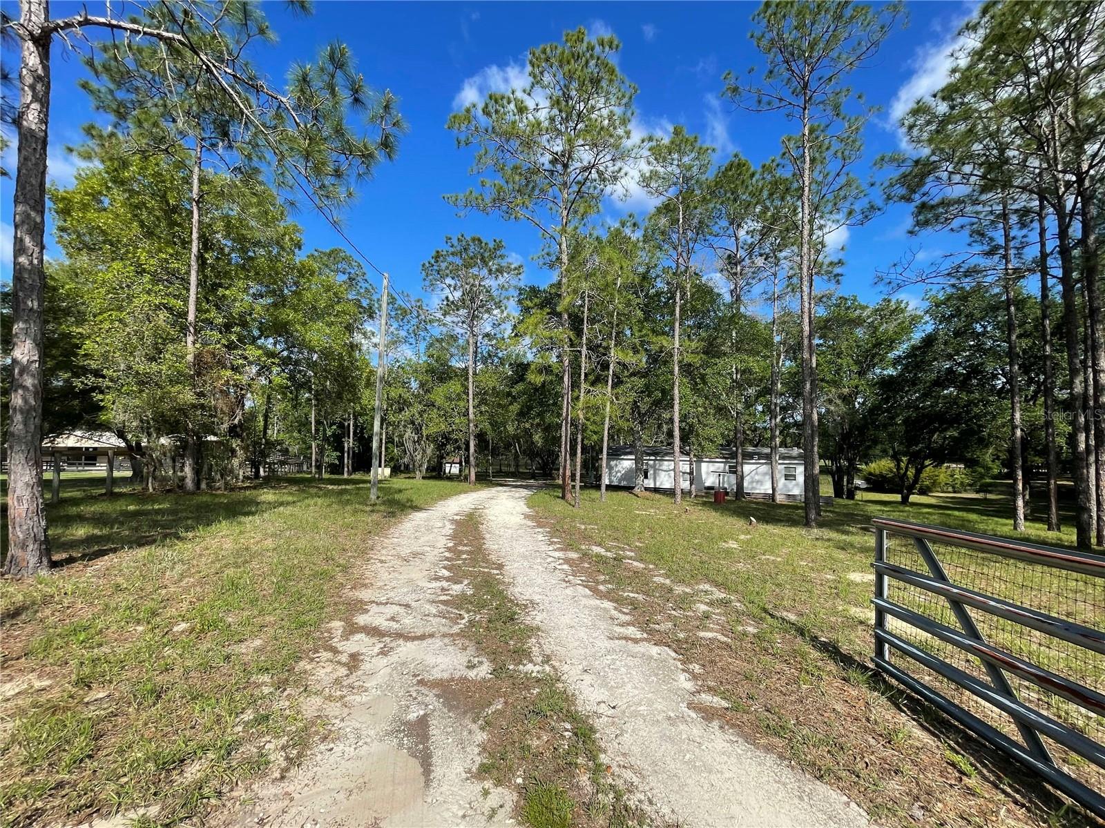 1550 SE 111TH CT, MORRISTON, FL — photo 49