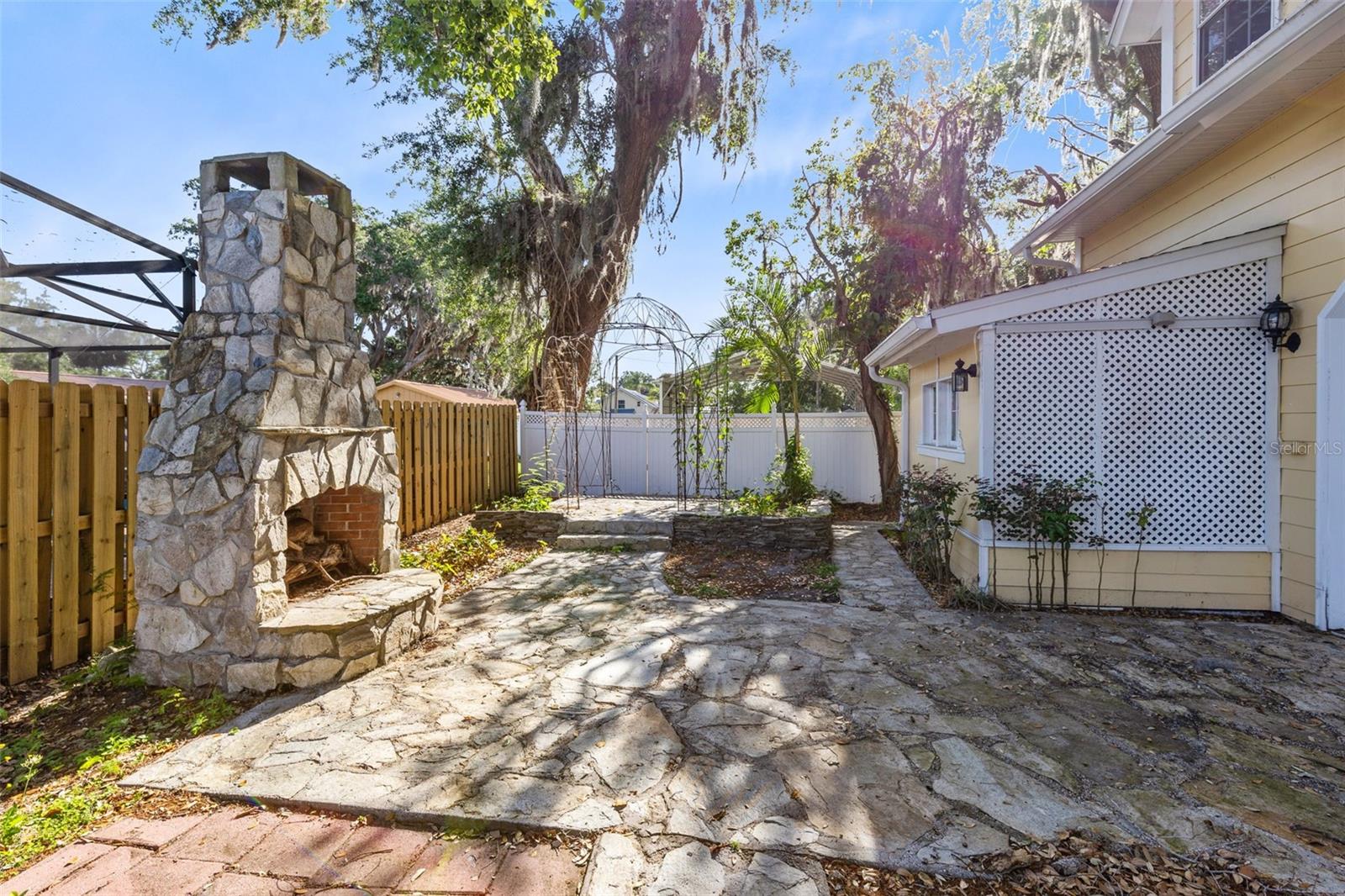 910 CYPRESS AVE, ST CLOUD, FL — photo 40