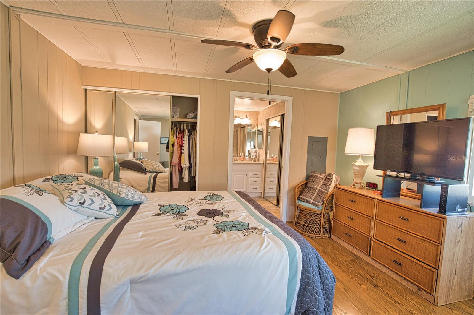 108 LA PALOMA, NORTH PORT, FL — photo 40
