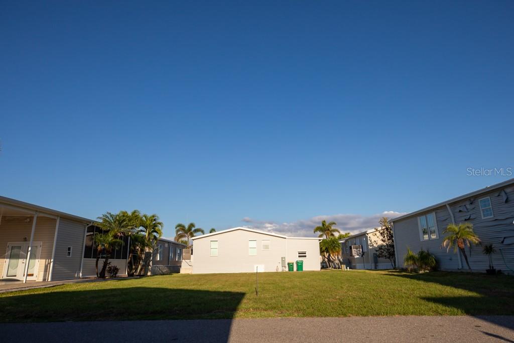 8 EMDEN CIR, PUNTA GORDA, FL
