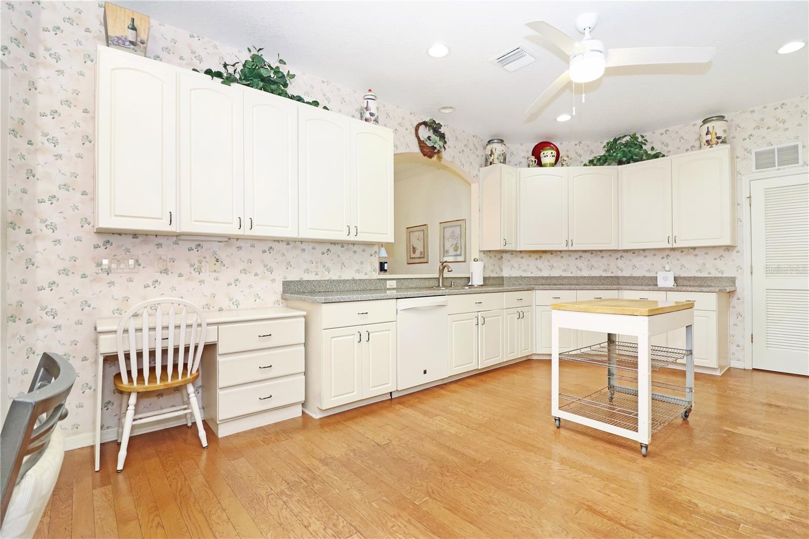 20631 PRINCE RANIER PL, LEESBURG, FL — photo 22