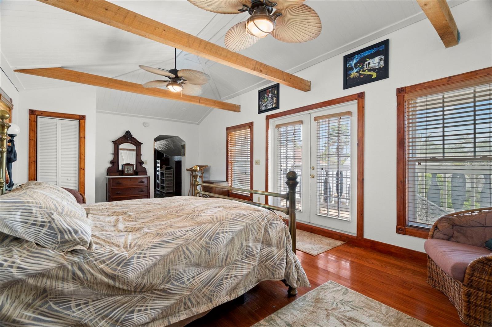 806 NARCISSUS AVE, CLEARWATER BEACH, FL — photo 41