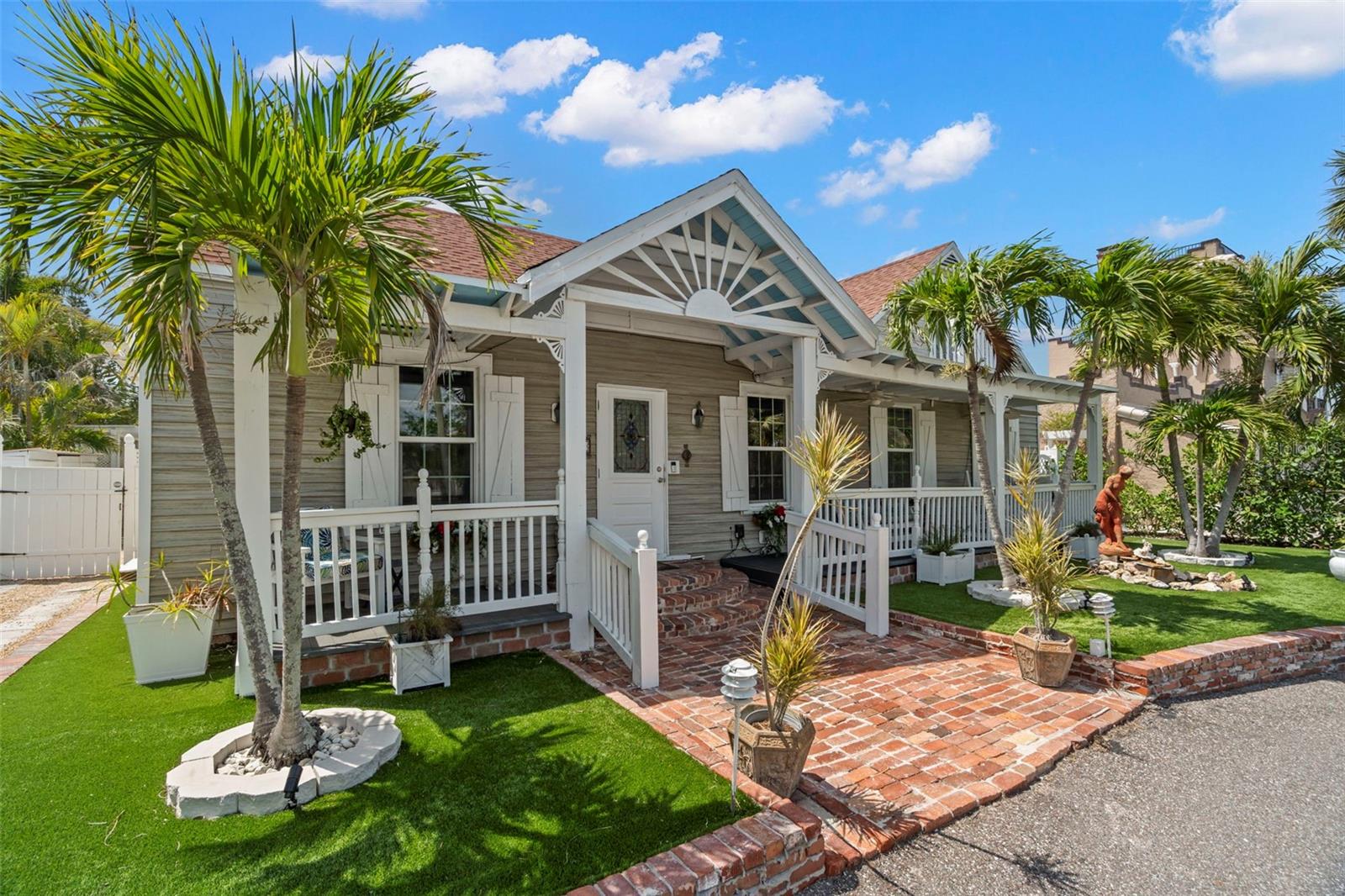 806 NARCISSUS AVE, CLEARWATER BEACH, FL — photo 70