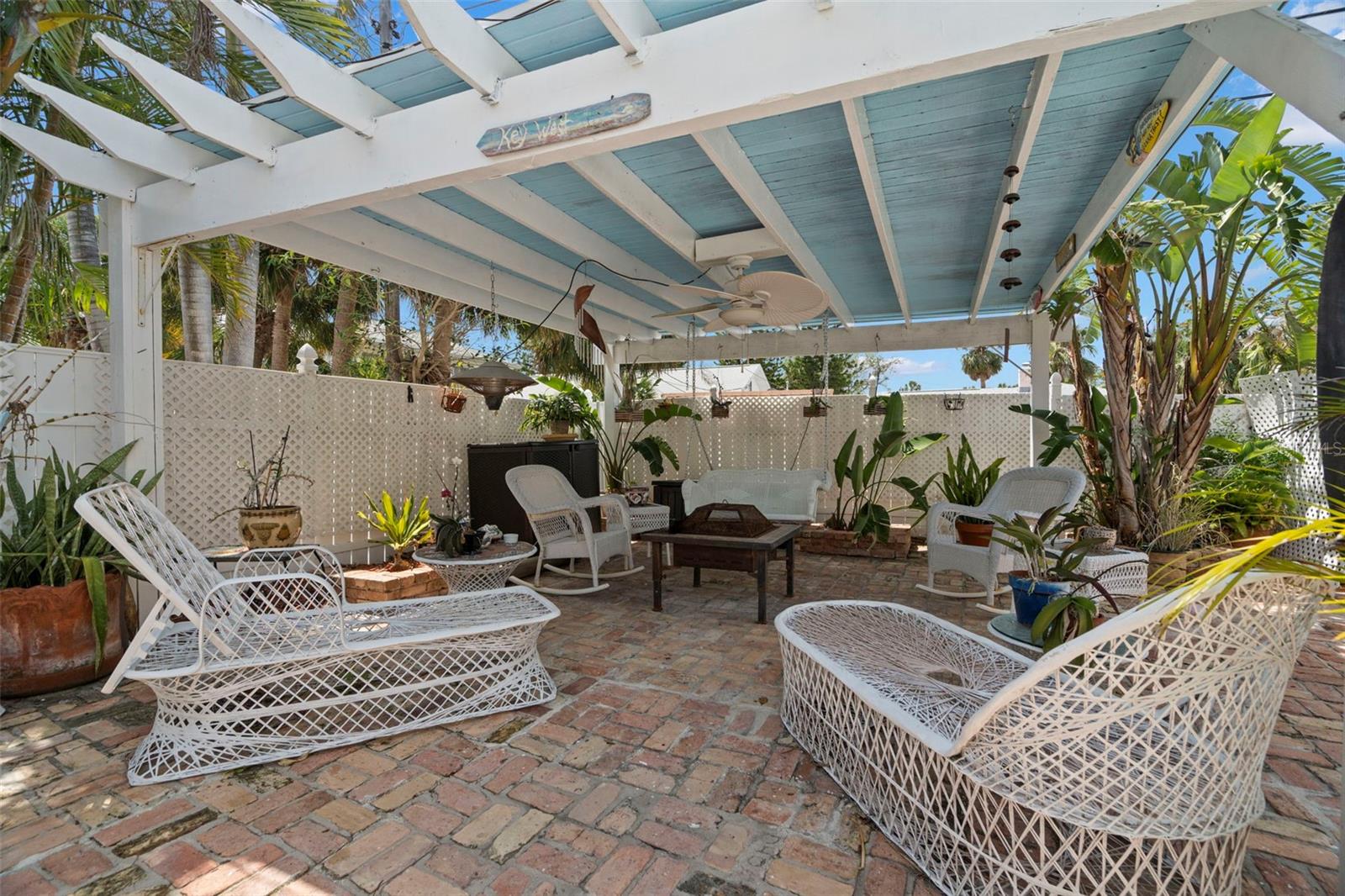 806 NARCISSUS AVE, CLEARWATER BEACH, FL — photo 64