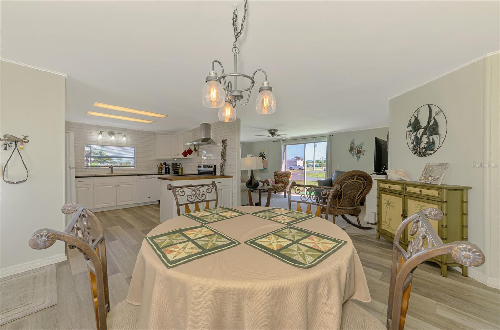1376 FLAMINGO DR, ENGLEWOOD, FL — photo 18