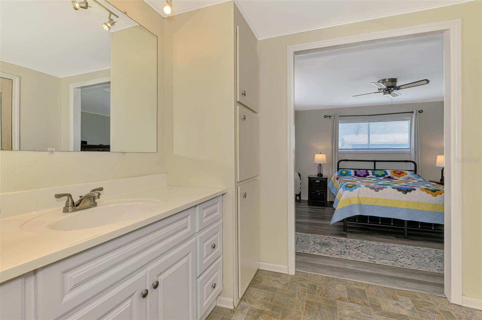 1376 FLAMINGO DR, ENGLEWOOD, FL — photo 36