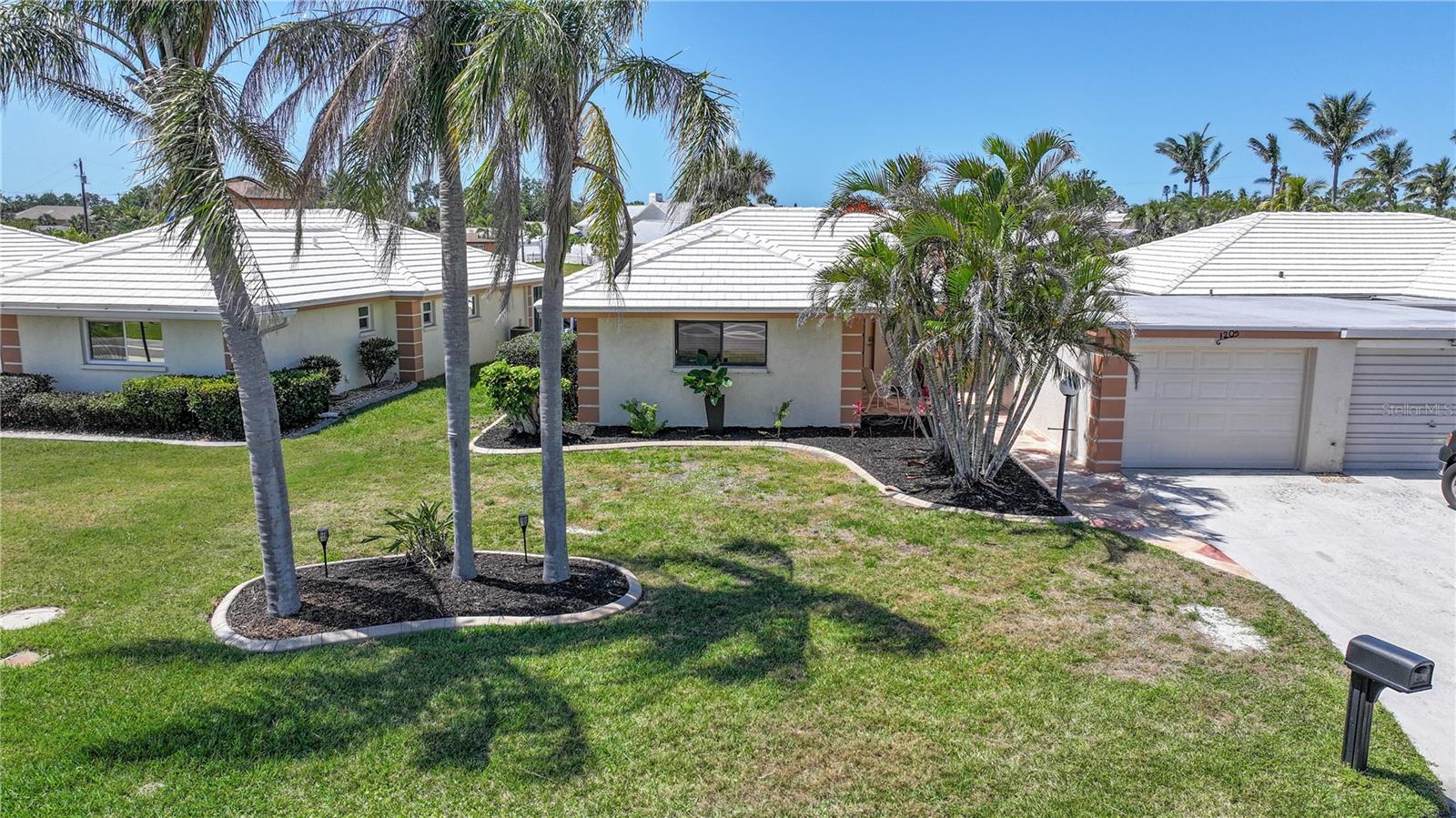 120 VILLA DR #120, OSPREY, FL — photo 32