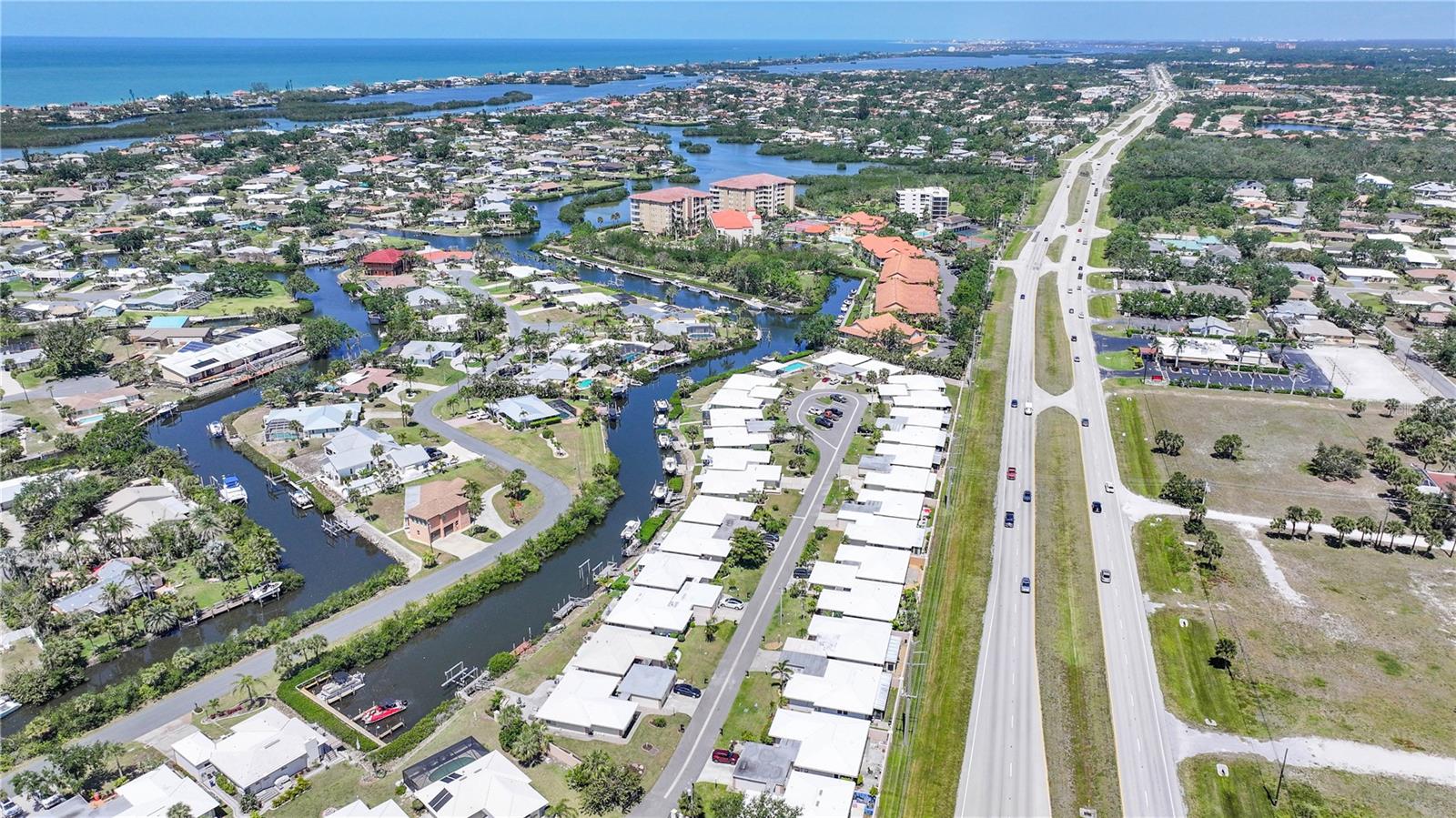 120 VILLA DR #120, OSPREY, FL — photo 41