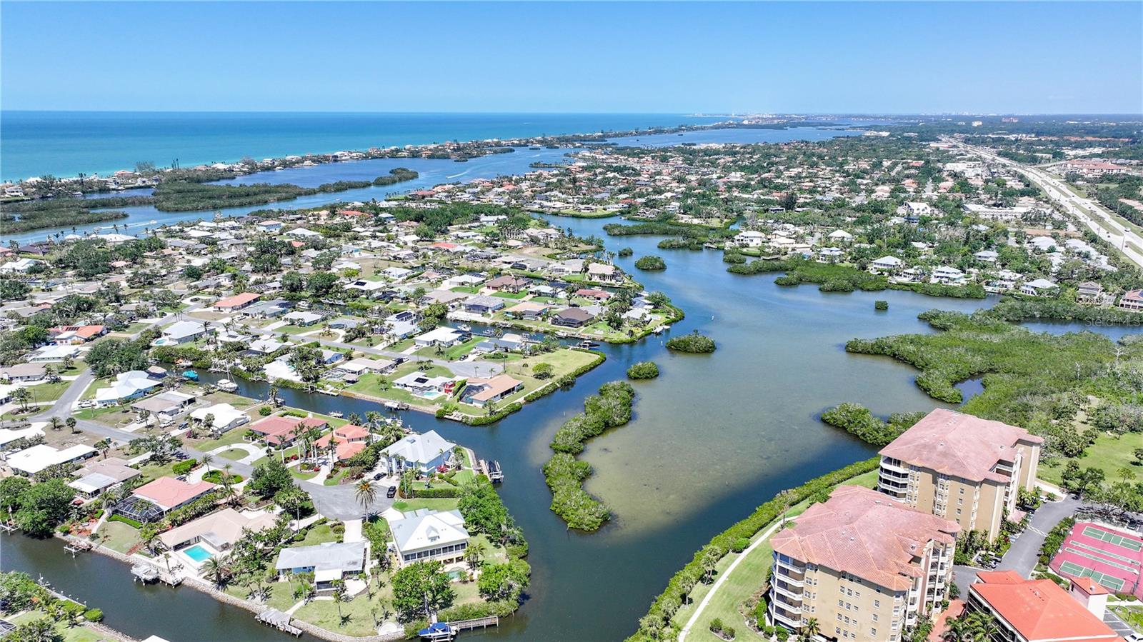 120 VILLA DR #120, OSPREY, FL — photo 45