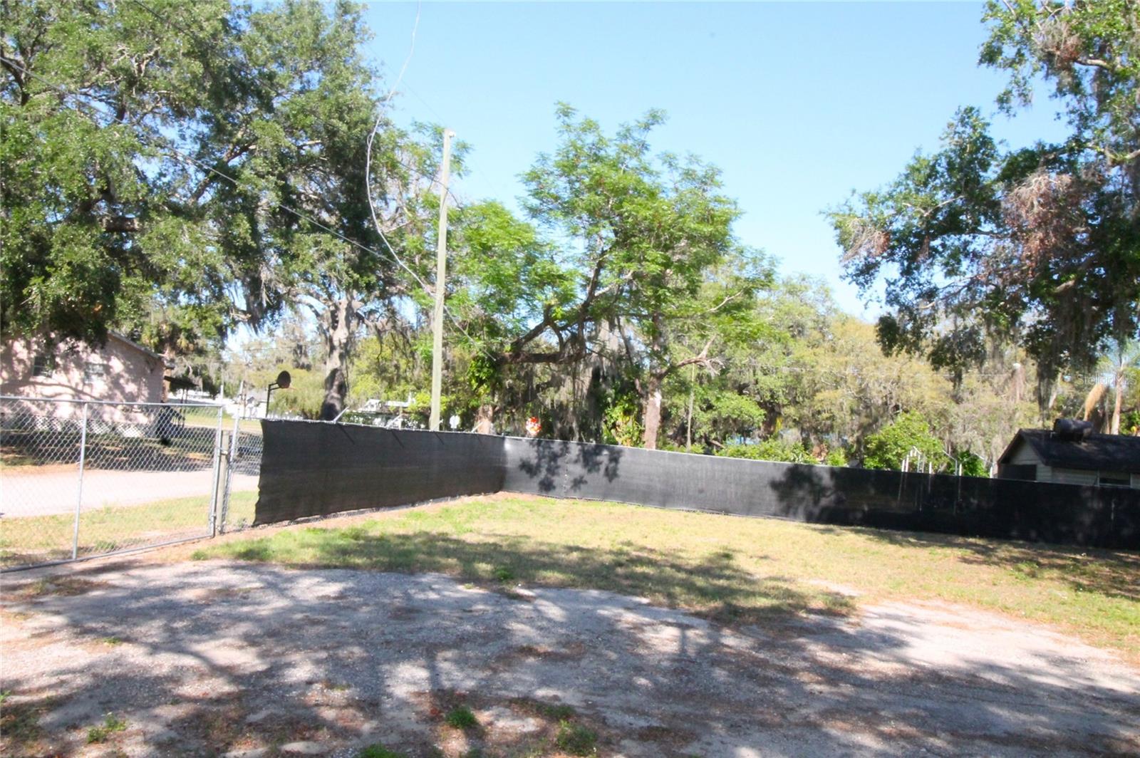 114 W MYERS BLVD, MASCOTTE, FL — photo 12