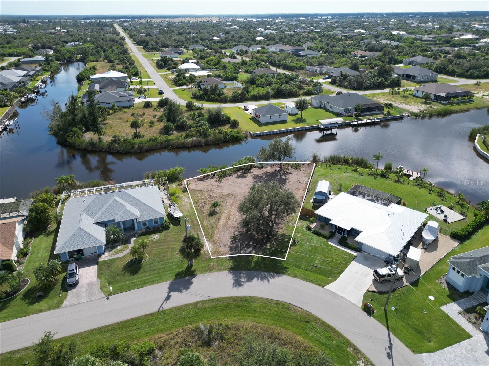 9588 NASTRAND CIR, PORT CHARLOTTE, FL — photo 3