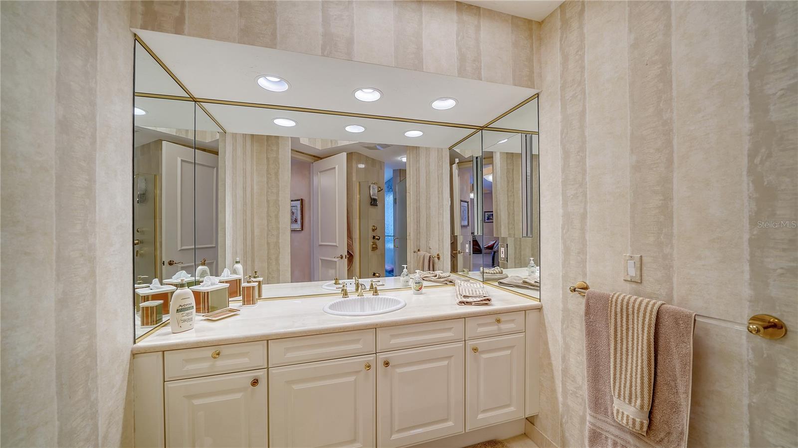 1241 GULF OF MEXICO DR #603, LONGBOAT KEY, FL — photo 35