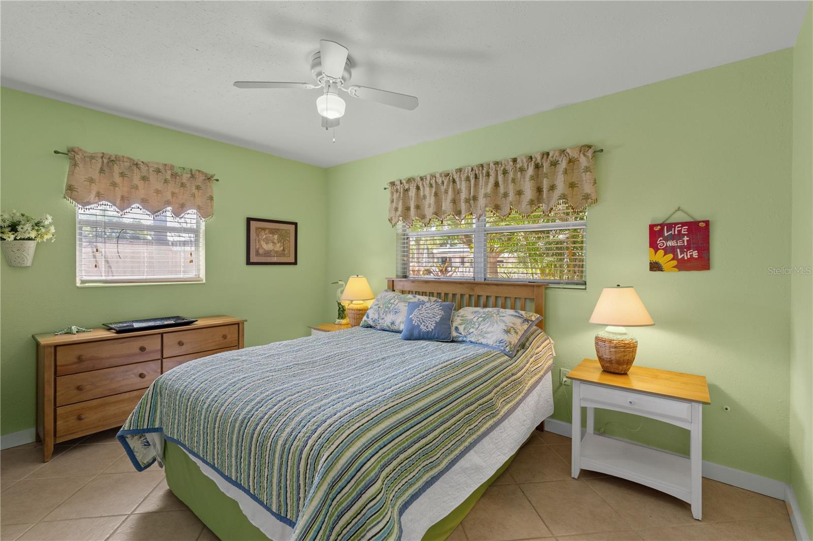 7860 HOLIDAY DR, SARASOTA, FL — photo 14