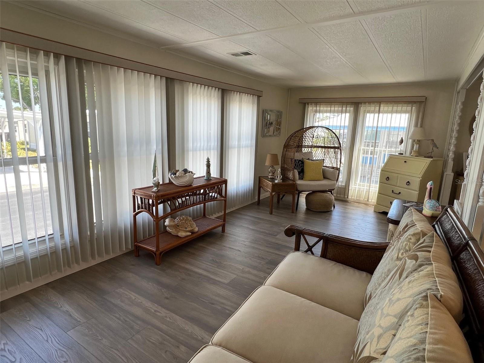 825 COCONUT PALM ST, LARGO, FL — photo 9