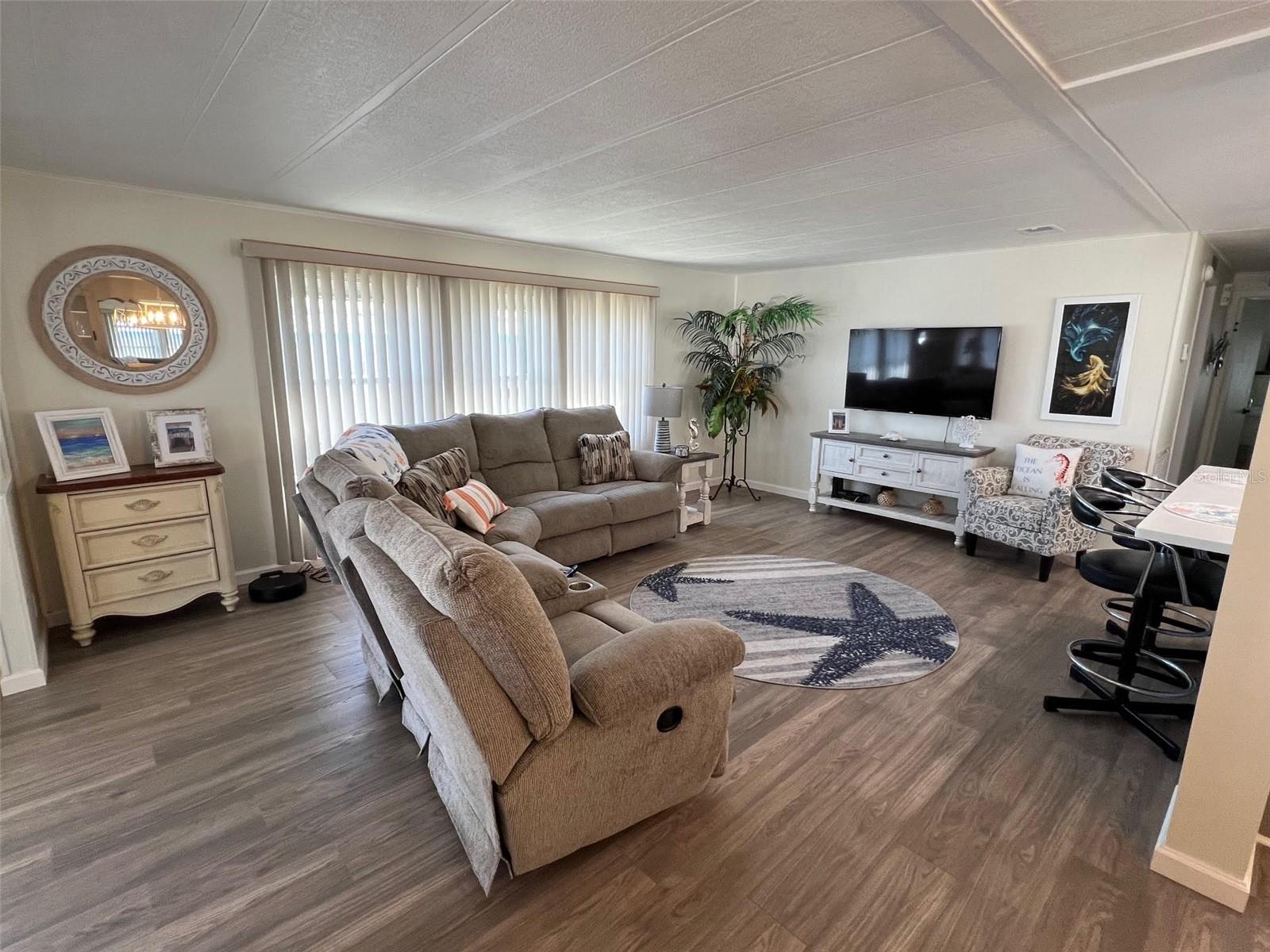 825 COCONUT PALM ST, LARGO, FL — photo 11