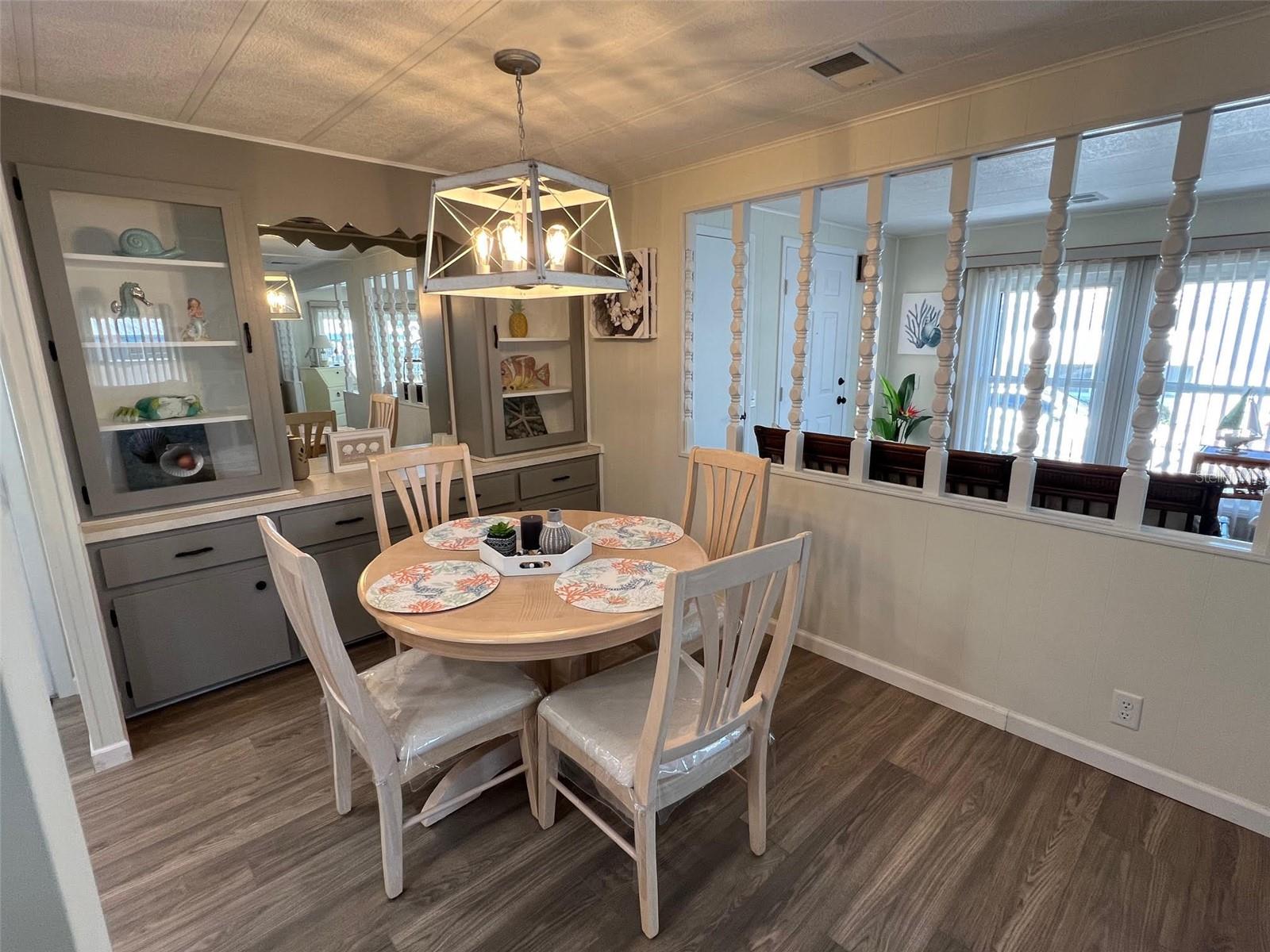 825 COCONUT PALM ST, LARGO, FL — photo 12