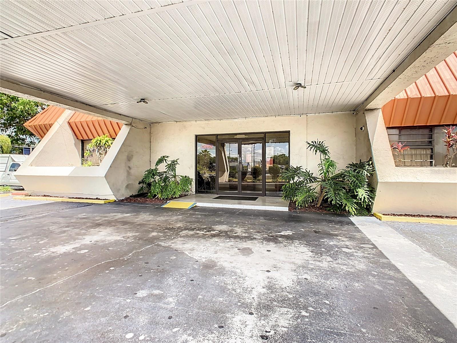 4121 W VINE ST, KISSIMMEE, FL — photo 4