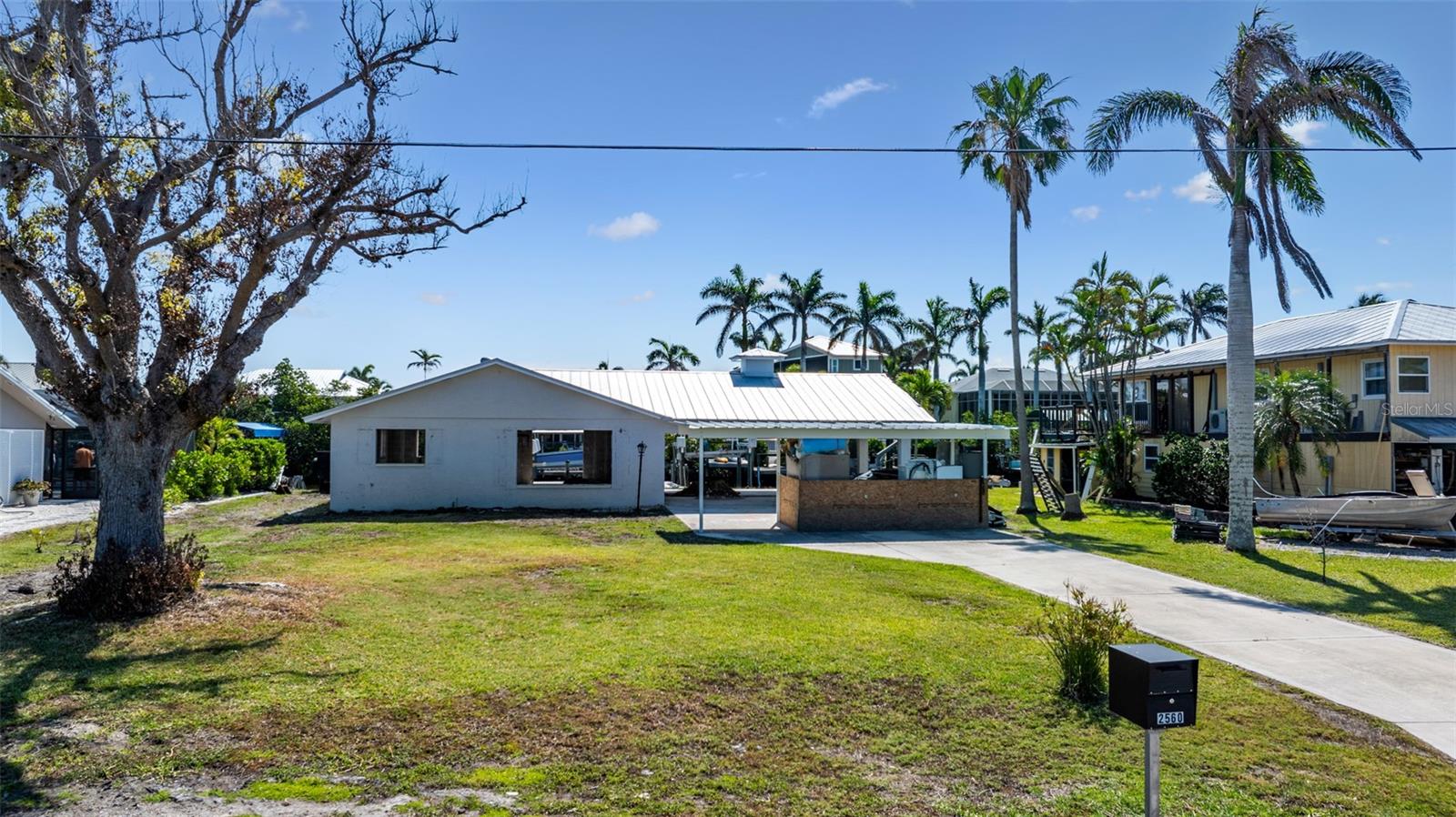 2560 BAYBREEZE ST, ST JAMES CITY, FL — photo 5