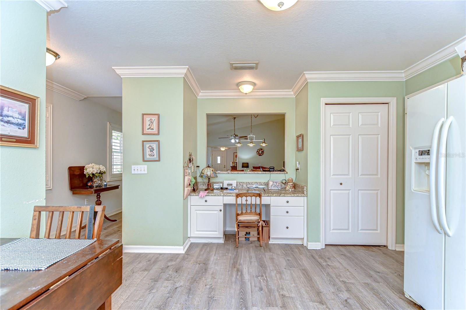 5906 GREENBRIAR CT, ZEPHYRHILLS, FL — photo 9