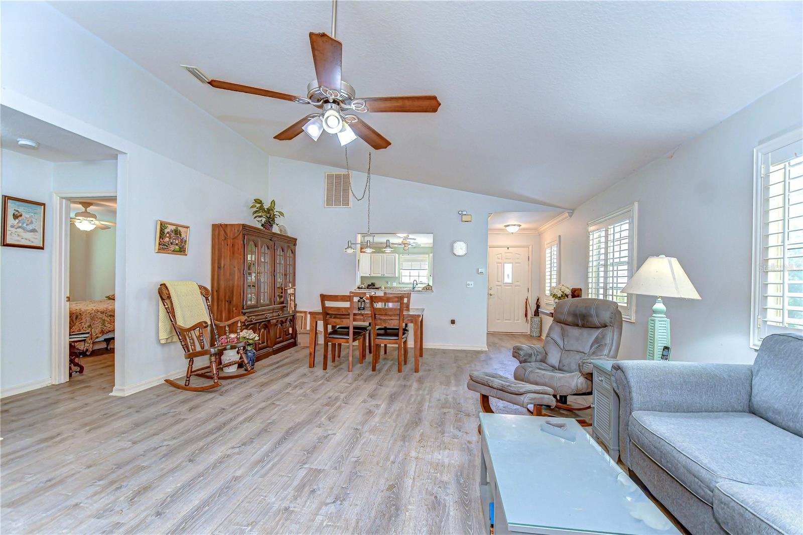 5906 GREENBRIAR CT, ZEPHYRHILLS, FL — photo 11