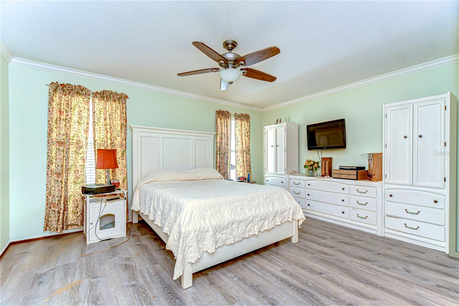 5906 GREENBRIAR CT, ZEPHYRHILLS, FL — photo 15