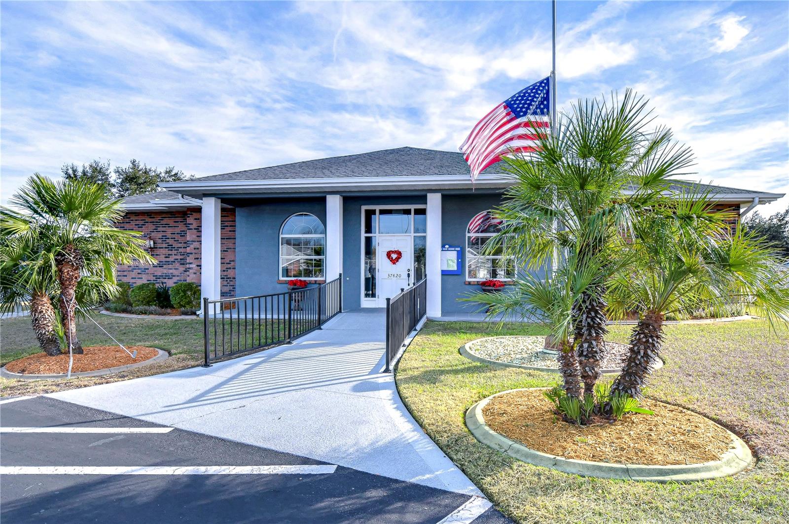 5906 GREENBRIAR CT, ZEPHYRHILLS, FL — photo 30