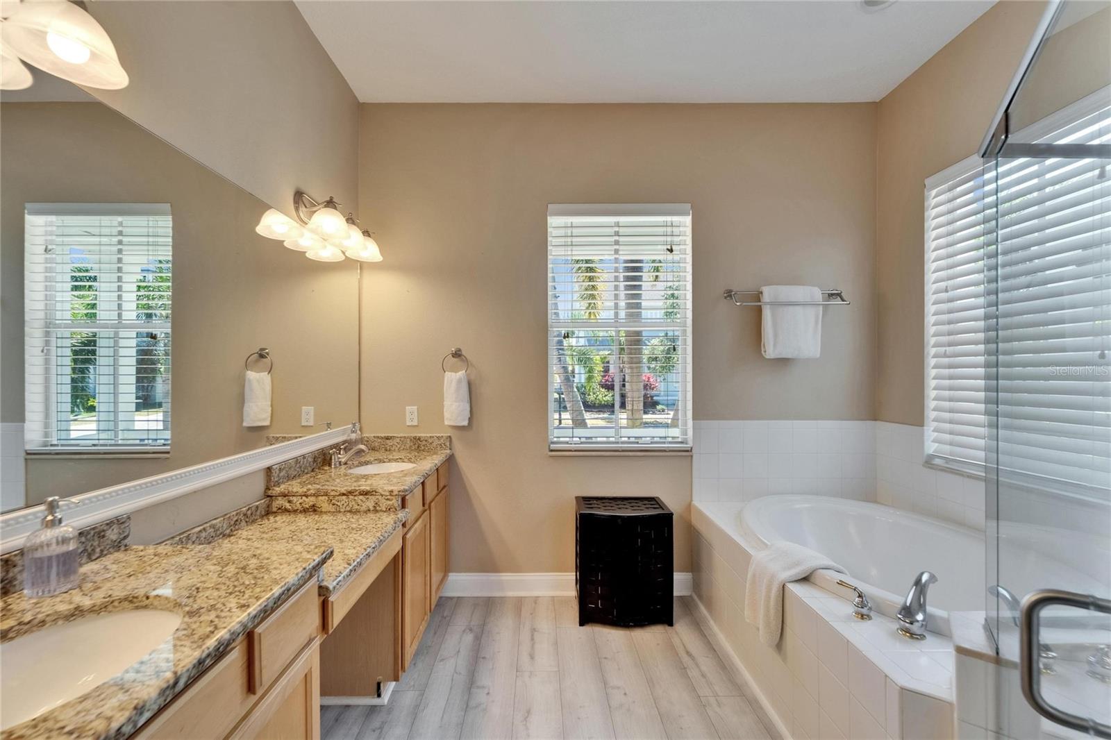 426 ISLEBAY DR, APOLLO BEACH, FL — photo 19