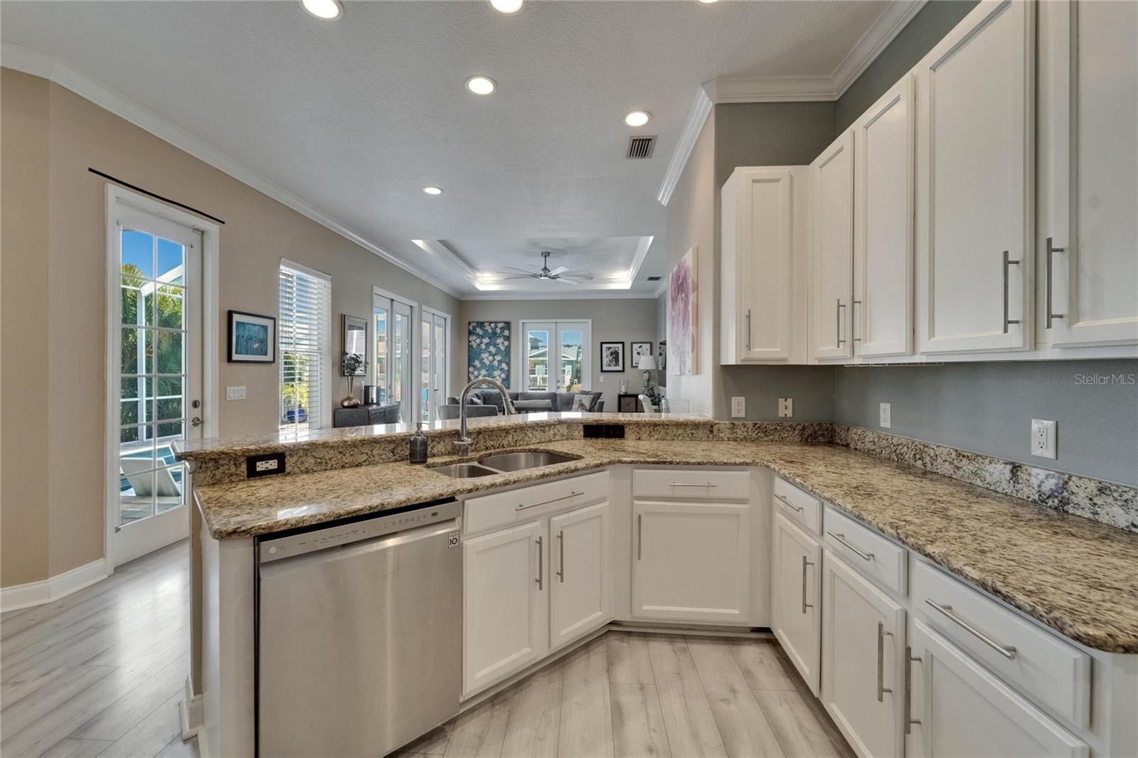 426 ISLEBAY DR, APOLLO BEACH, FL — photo 46