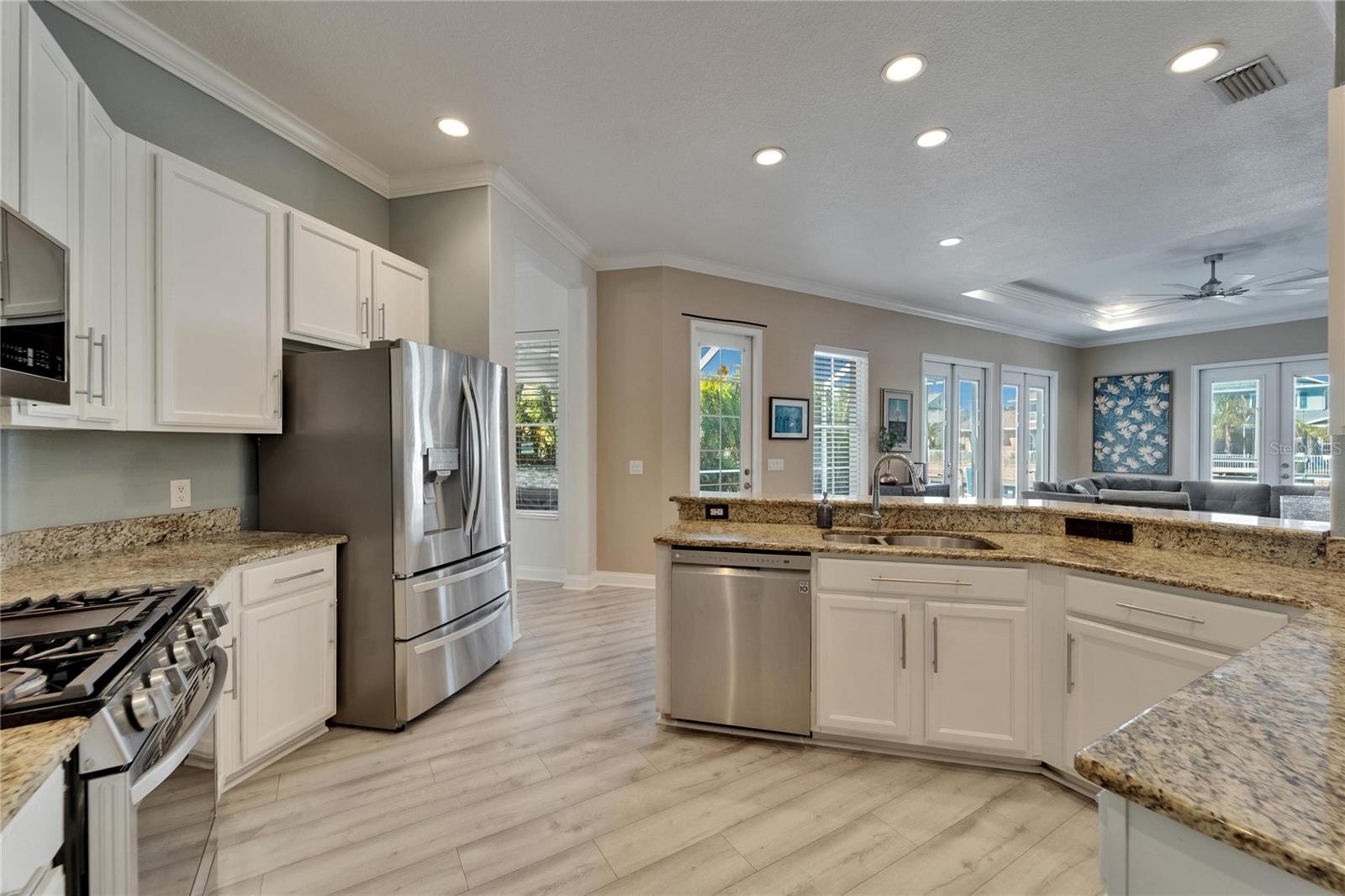426 ISLEBAY DR, APOLLO BEACH, FL — photo 47