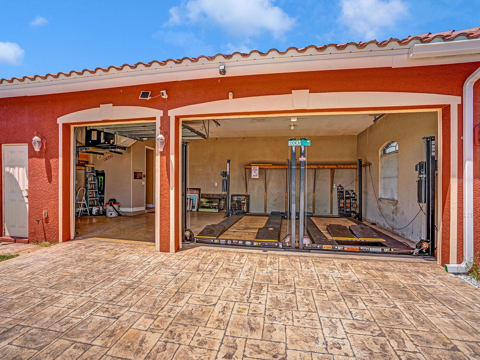1112 NW 9TH AVE, CAPE CORAL, FL — photo 41