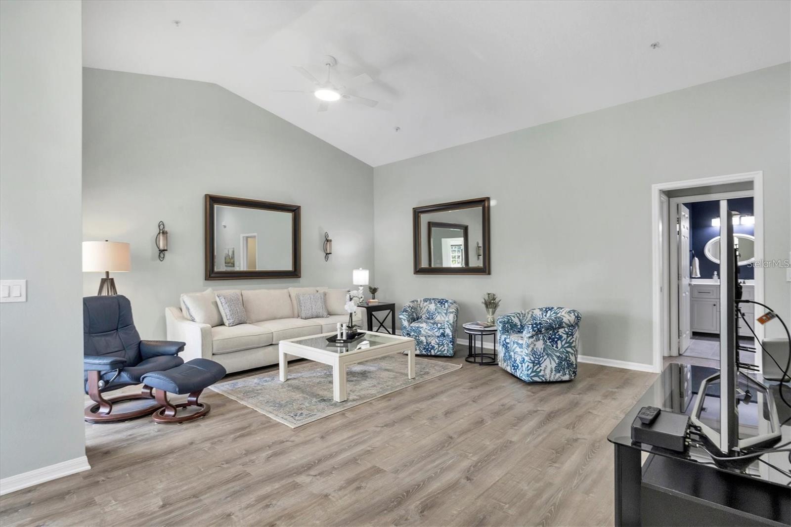809 MONTROSE DR #203, VENICE, FL — photo 13